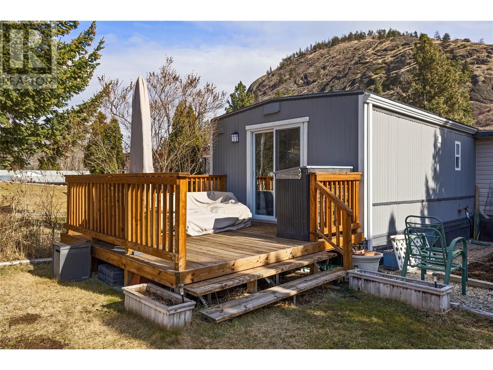 1929 97 Highway S Unit# 64