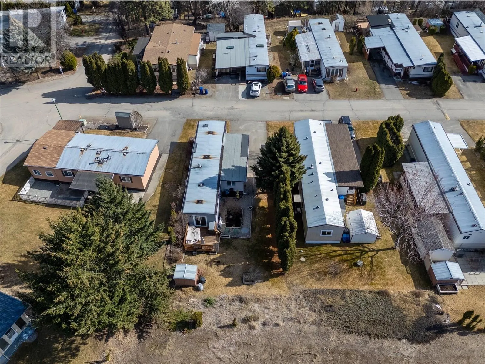 1929 97 Highway S Unit# 64