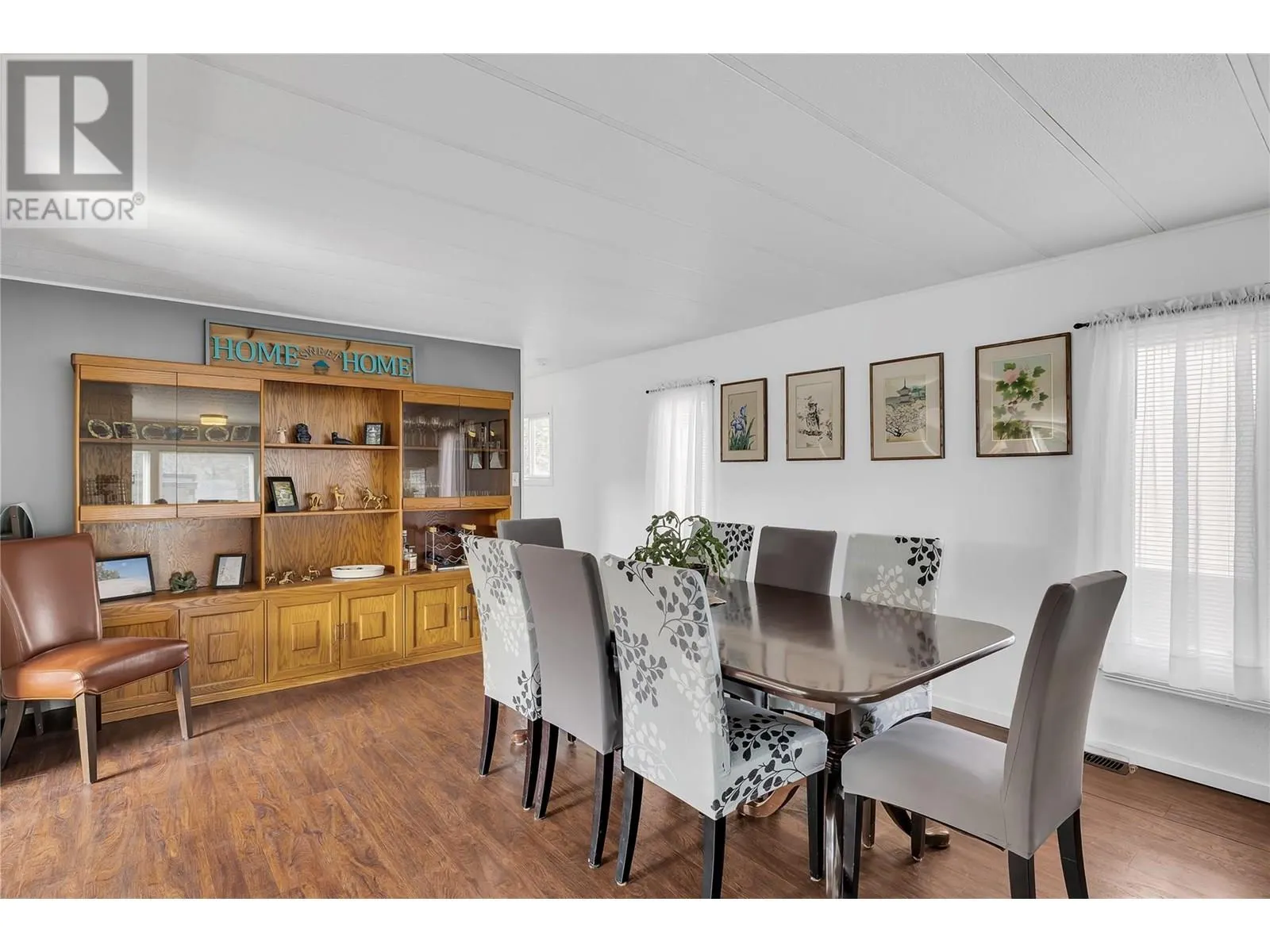 1929 97 Highway S Unit# 64