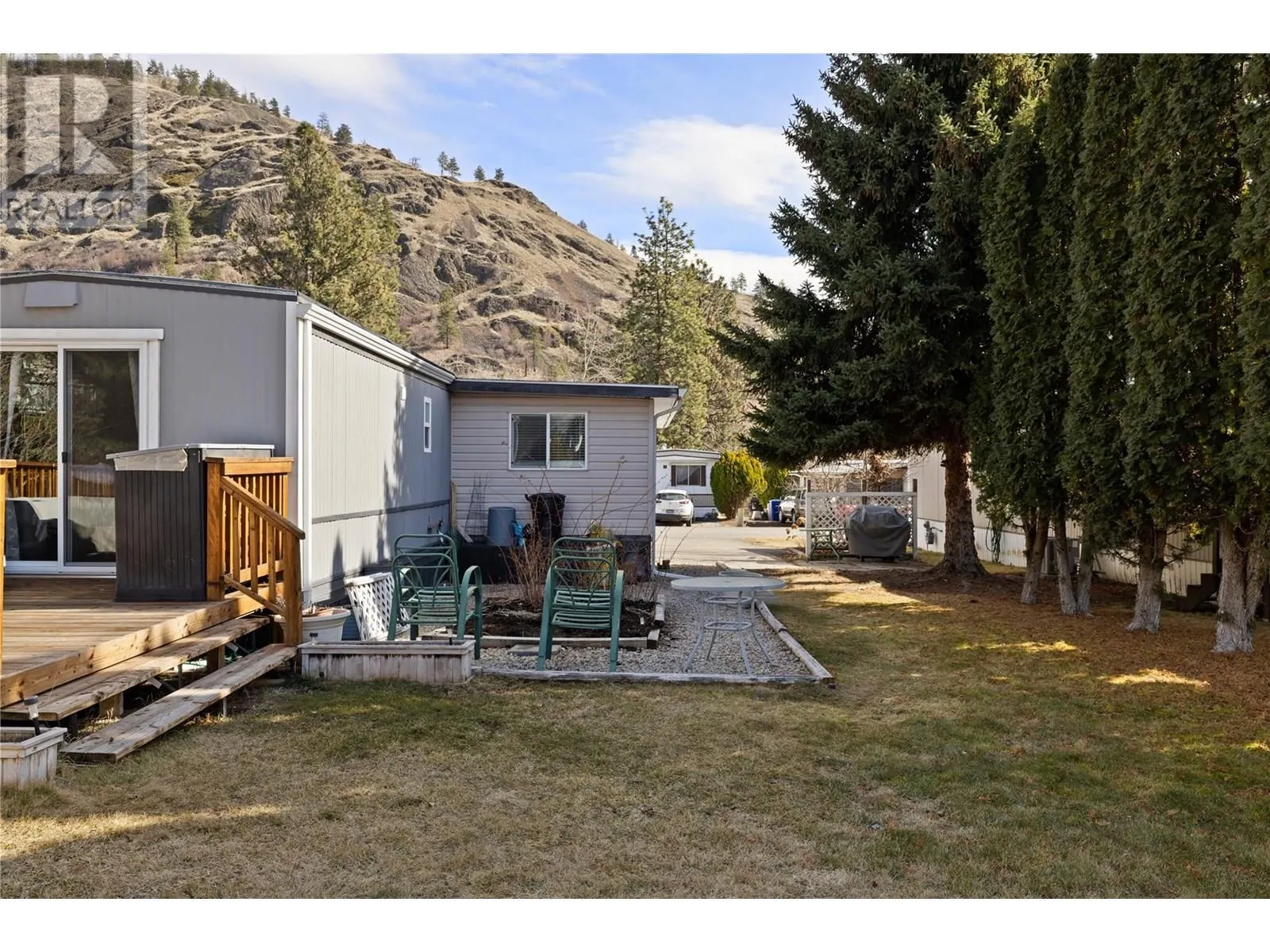 1929 97 Highway S Unit# 64