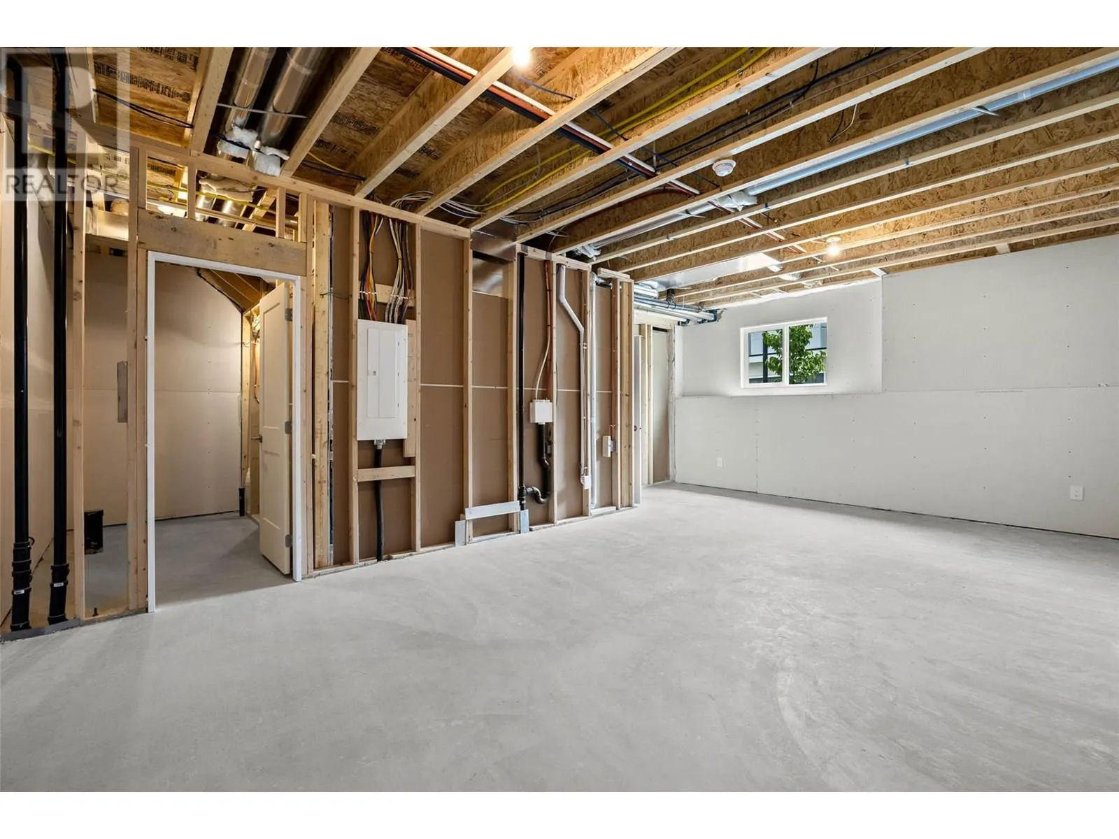 2045 STAGECOACH Drive Unit# 121