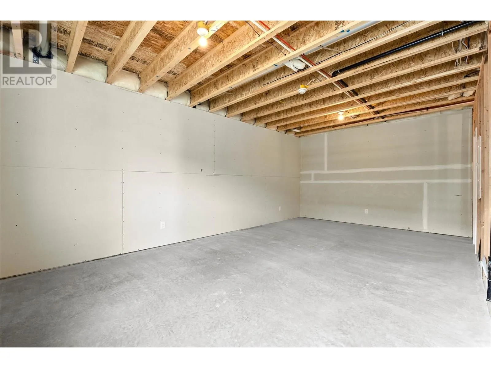 2045 STAGECOACH Drive Unit# 121