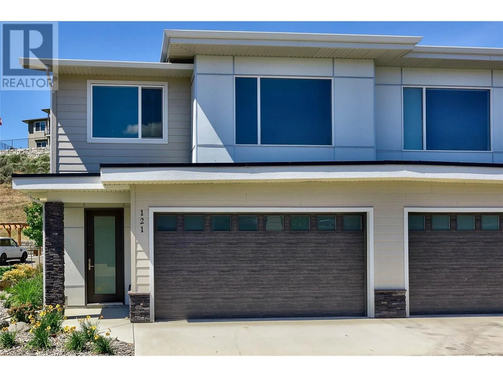 2045 STAGECOACH Drive Unit# 121