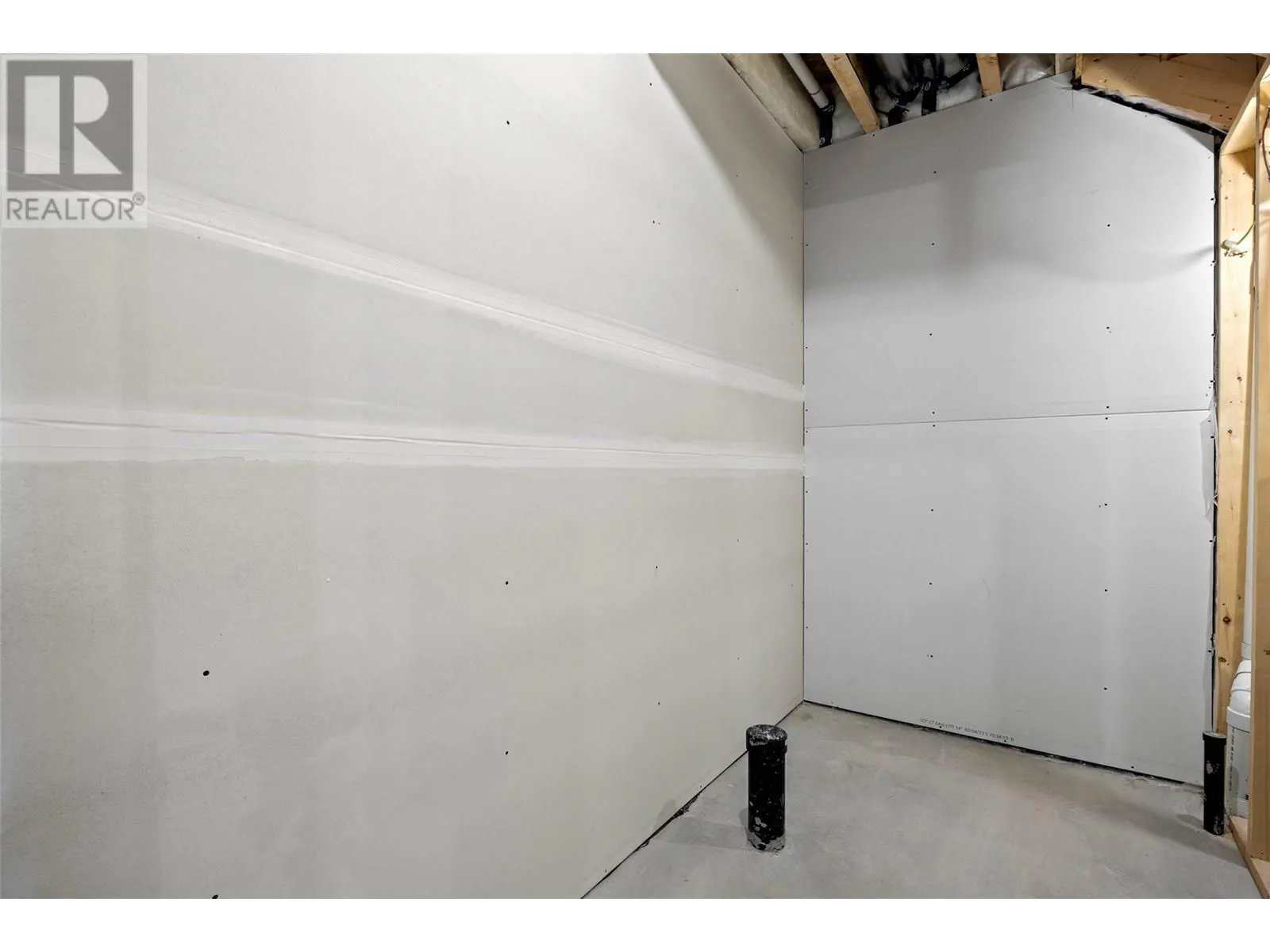 2045 STAGECOACH Drive Unit# 121