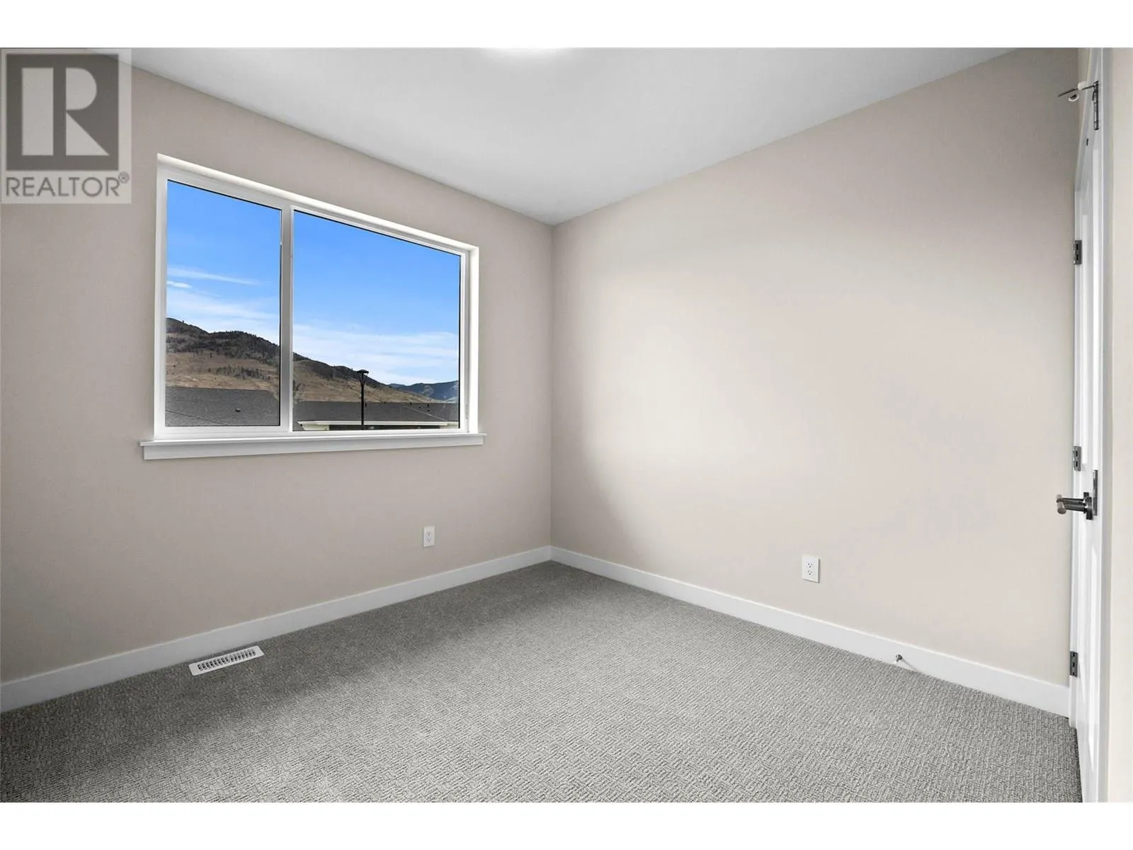 2045 STAGECOACH Drive Unit# 121
