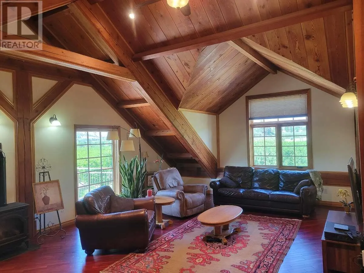 2626 MIDDLE BENCH Road