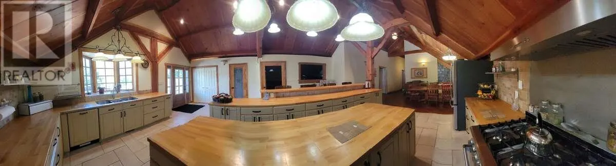 2626 MIDDLE BENCH Road
