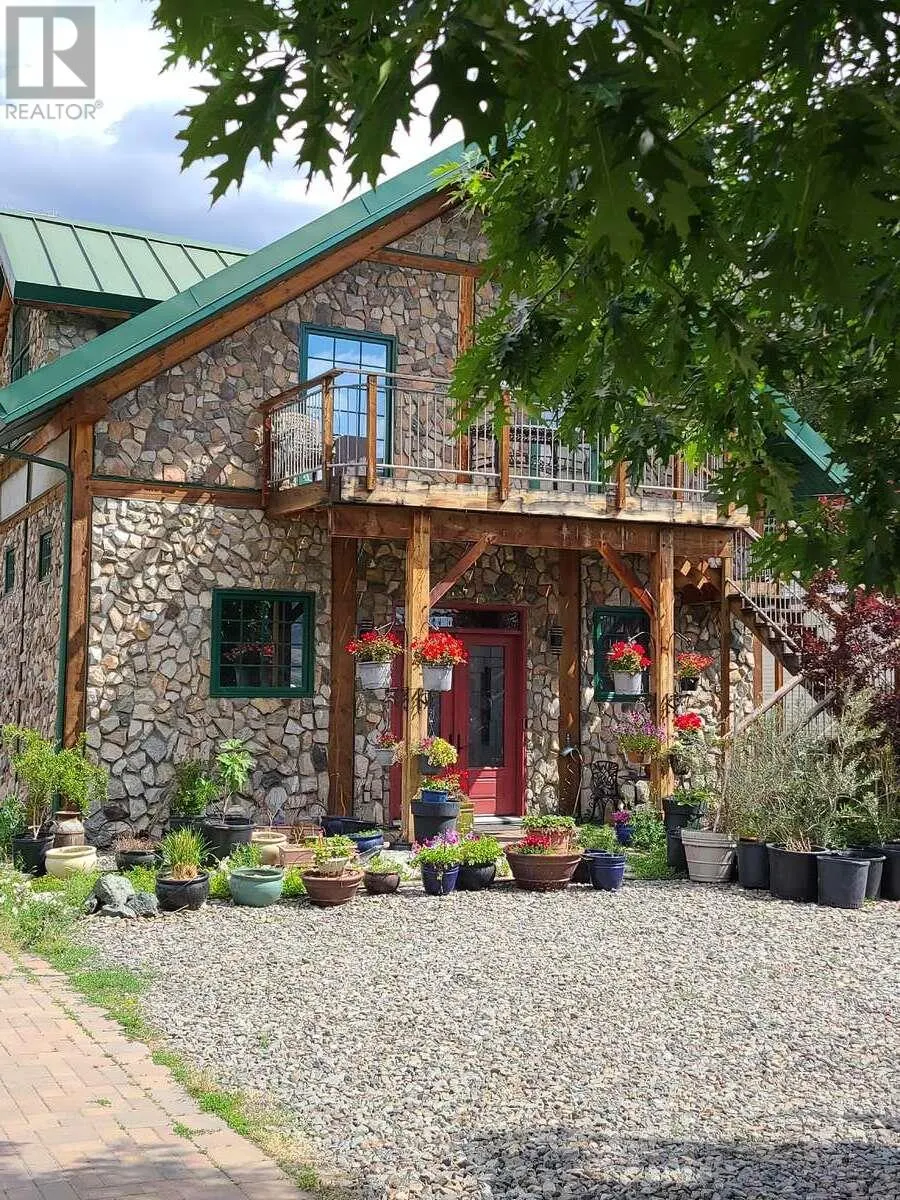 2626 MIDDLE BENCH Road