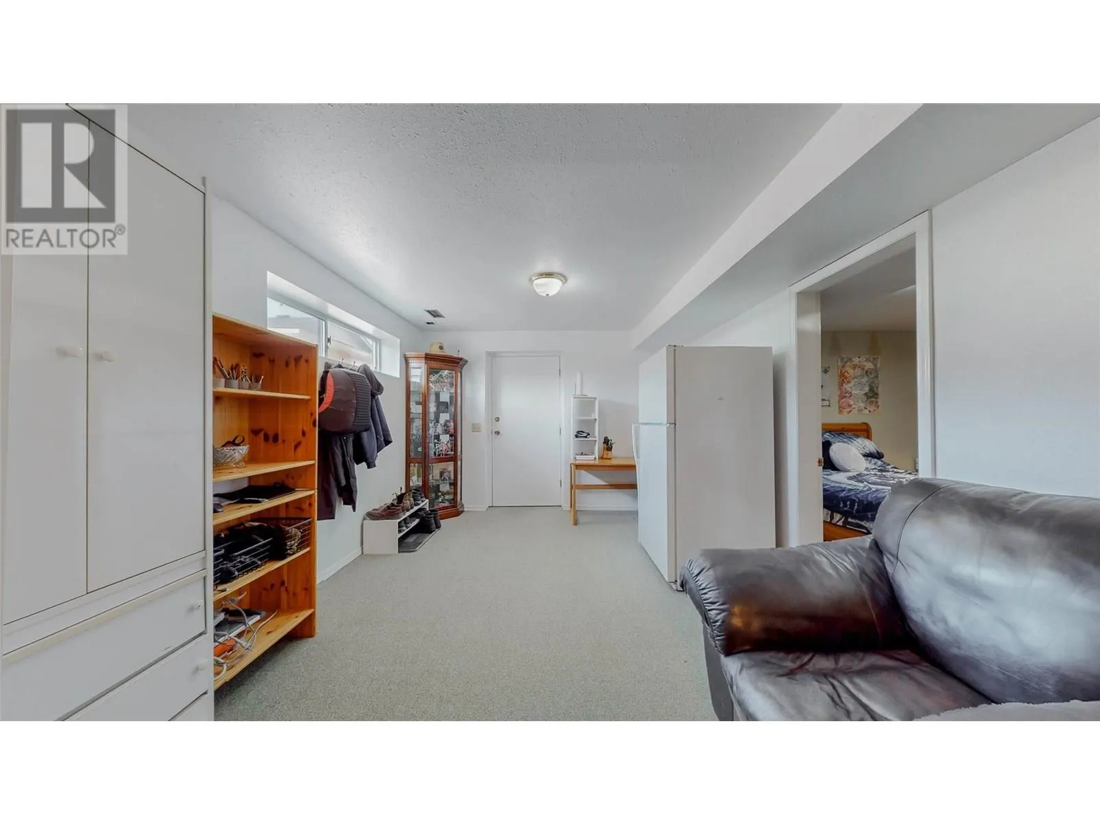 6940 Mountainview Drive Drive