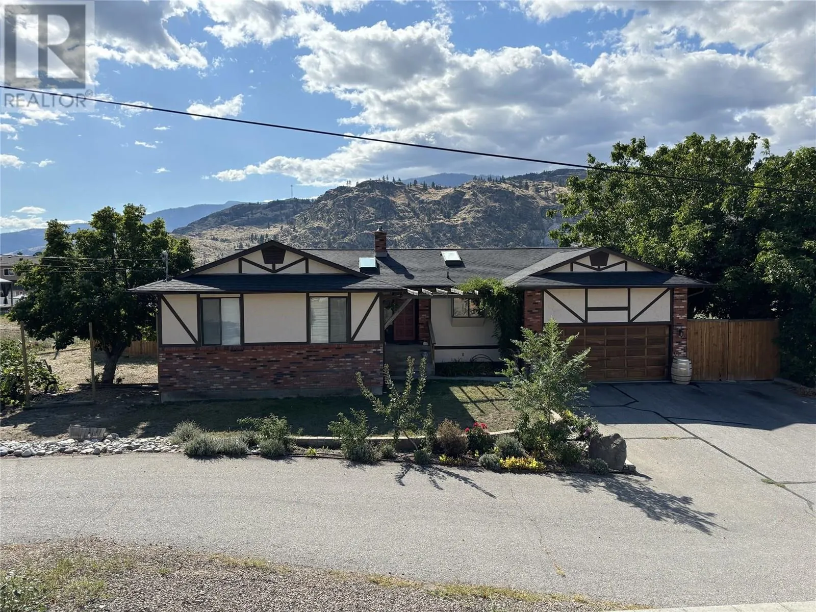 6940 Mountainview Drive Drive
