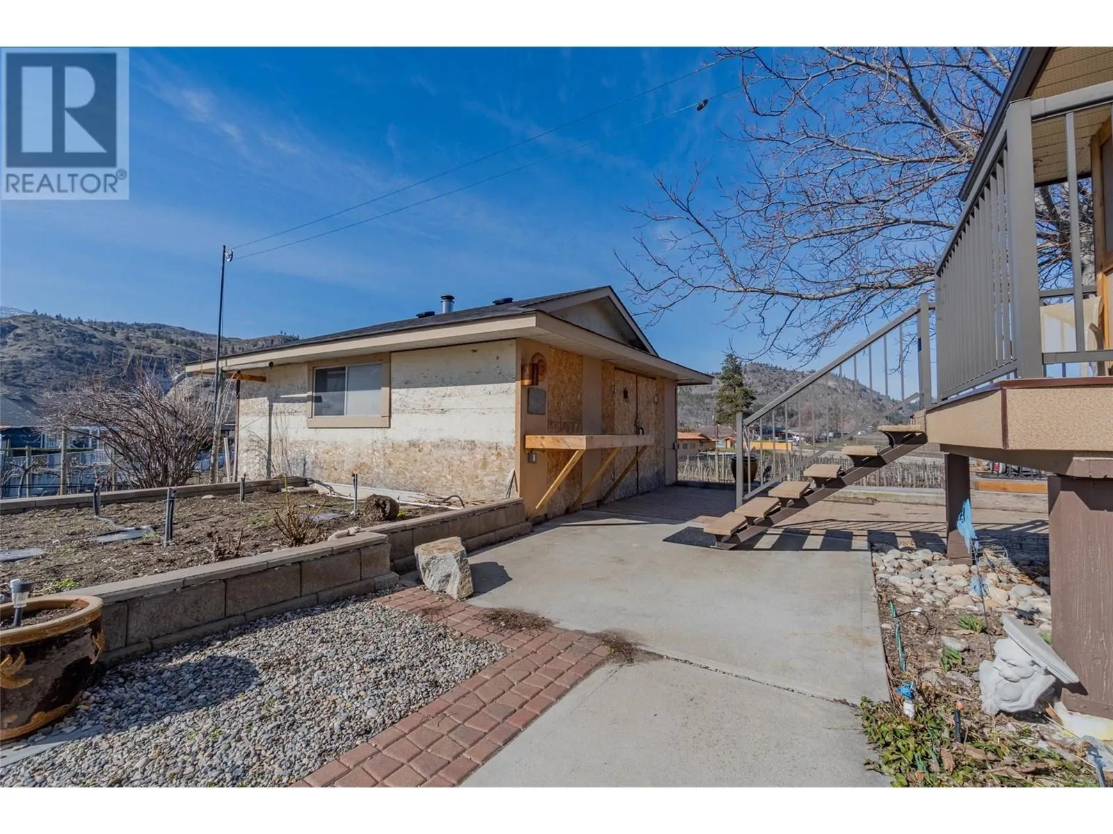 6940 Mountainview Drive Drive
