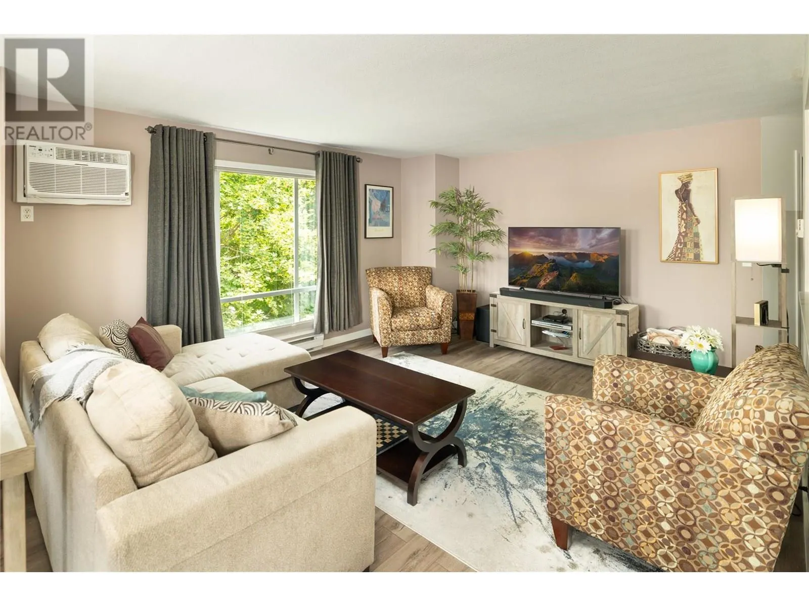 727 Houghton Road Unit# 302