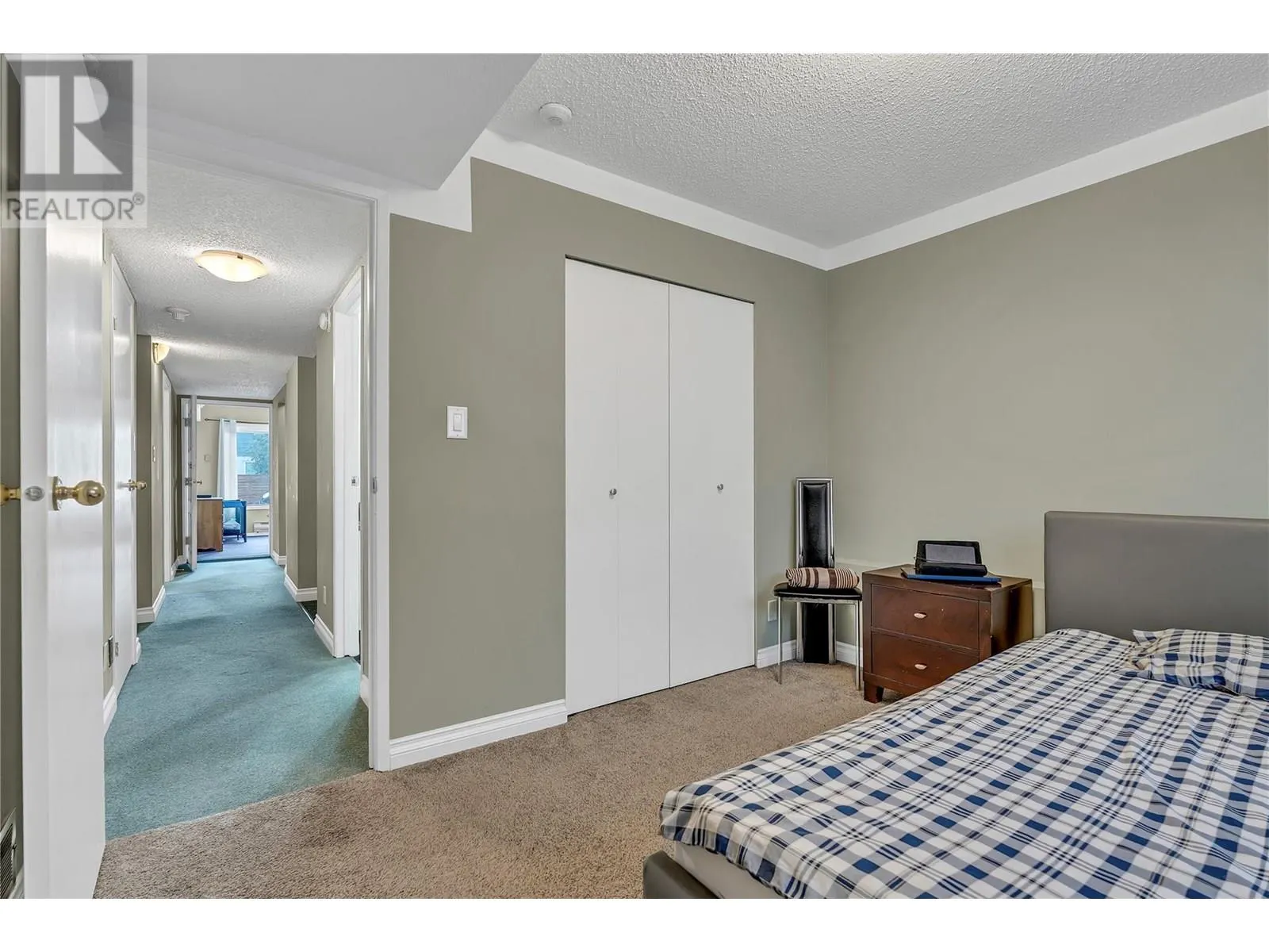 2494 Cornwall Drive
