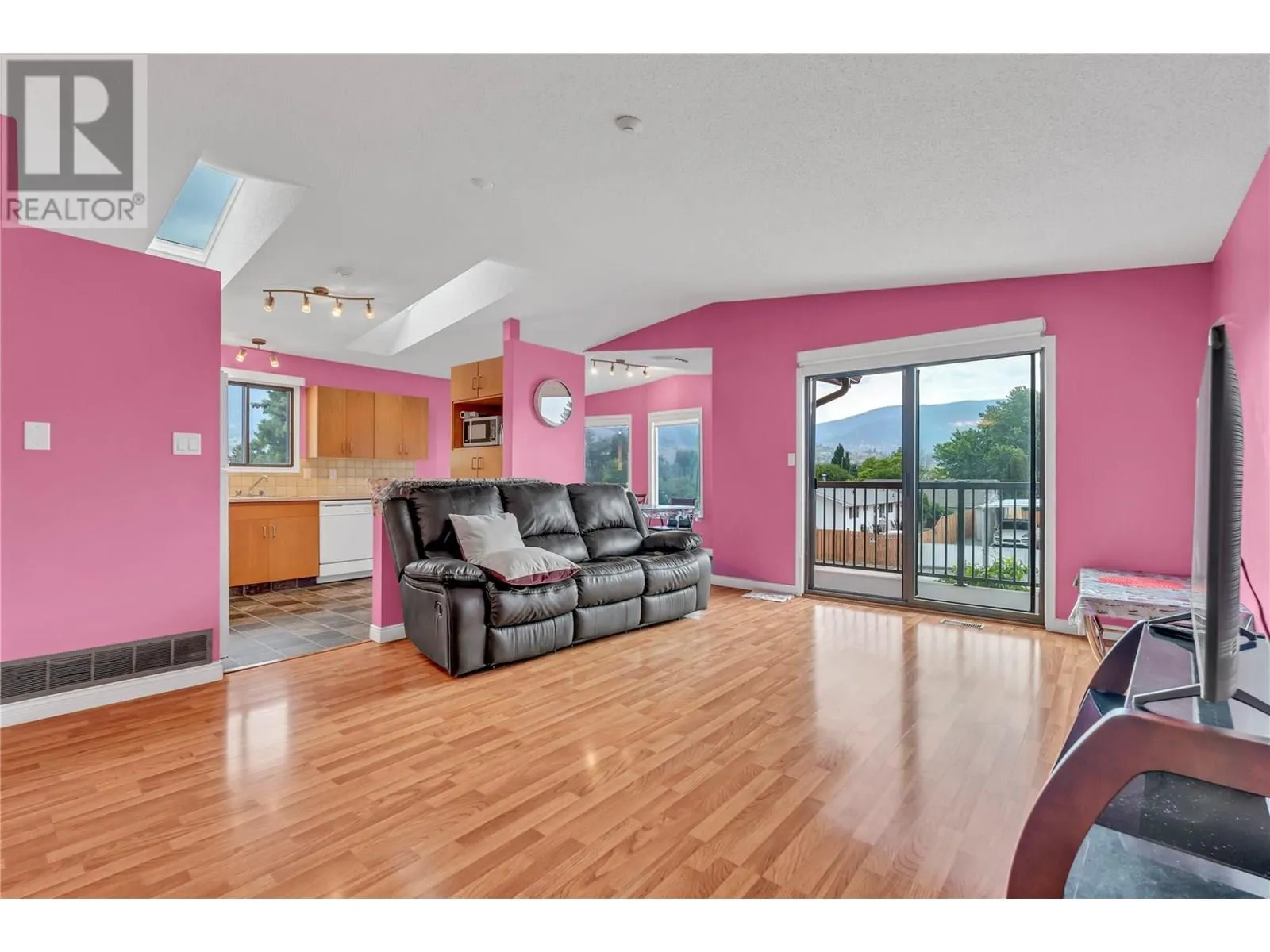 2494 Cornwall Drive