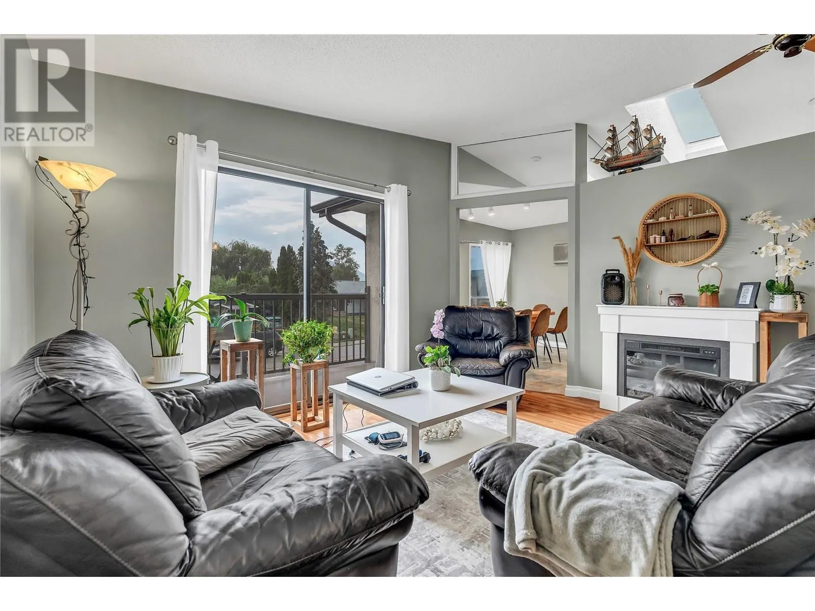 2494 Cornwall Drive