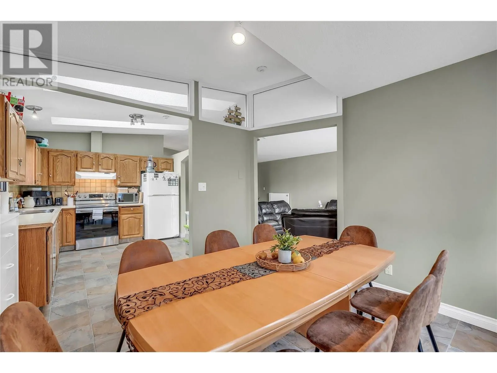 2494 Cornwall Drive