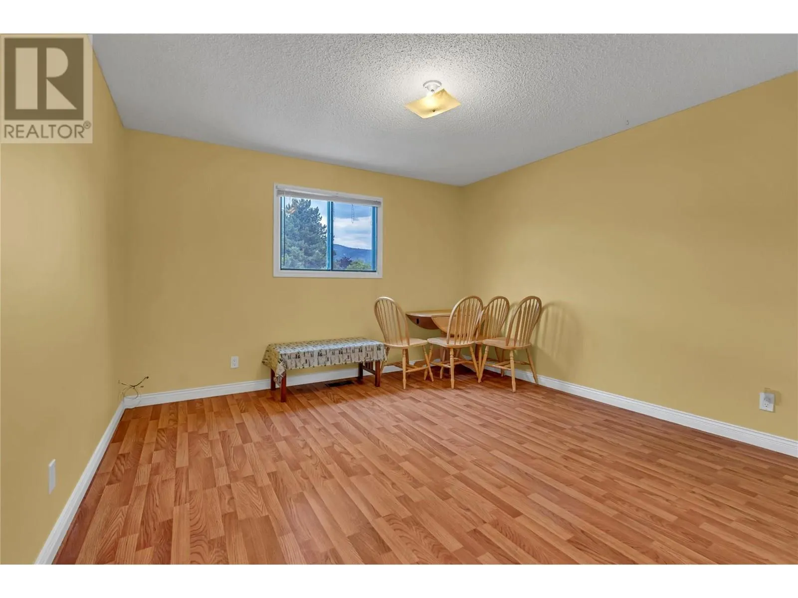 2494 Cornwall Drive
