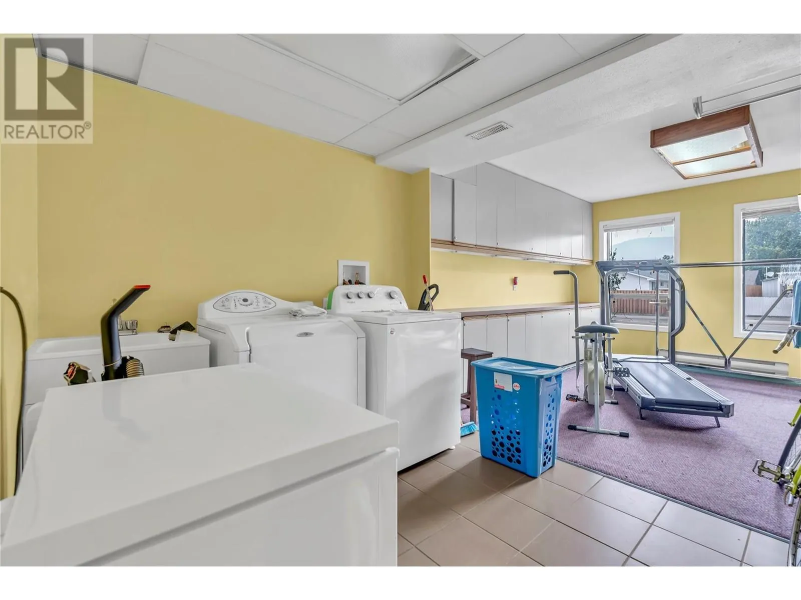 2494 Cornwall Drive