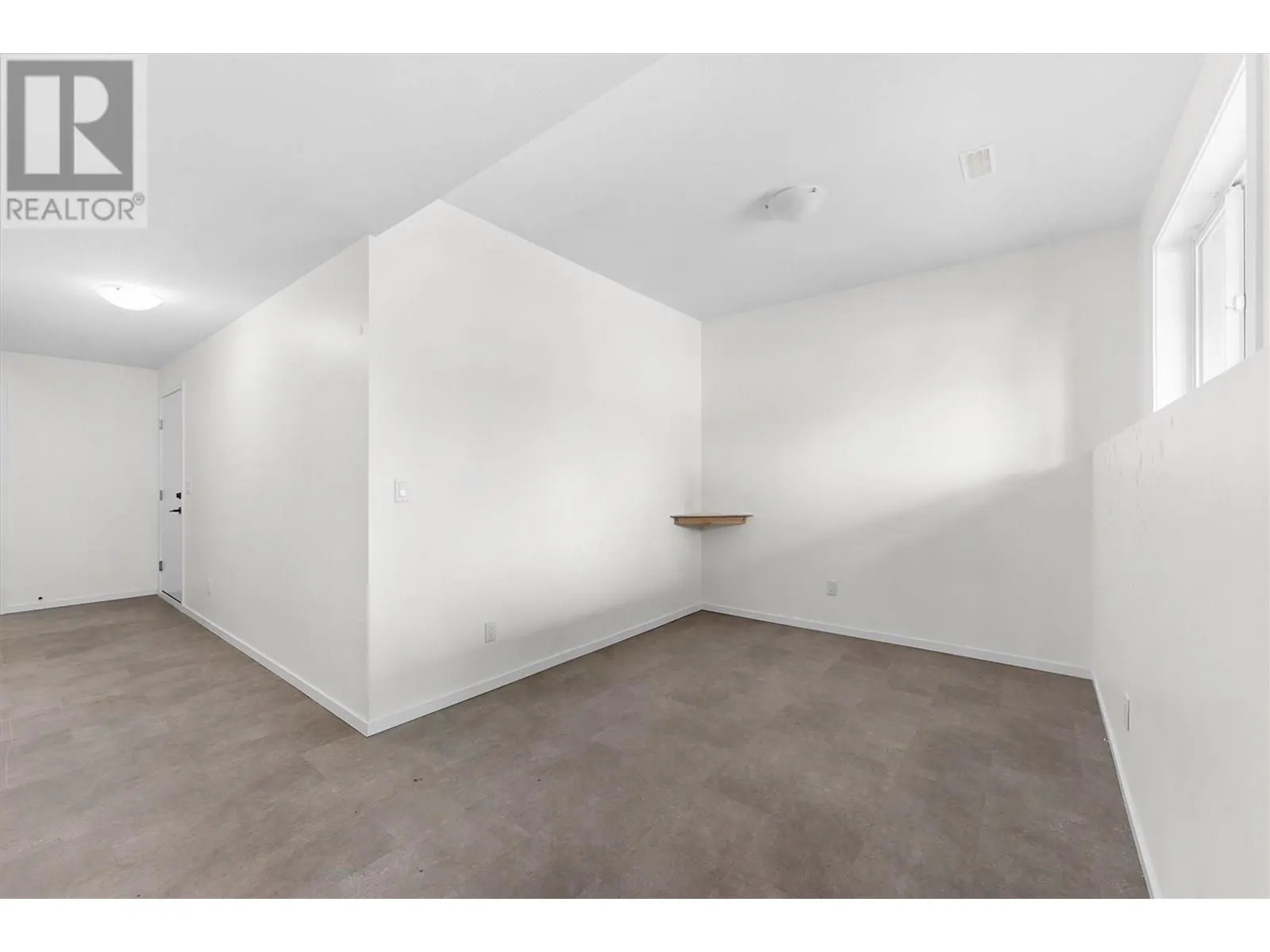 5400 Willow Drive Unit# 2