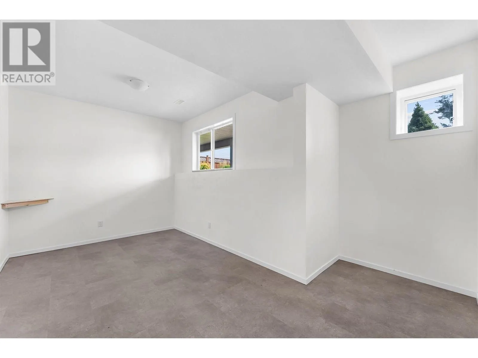 5400 Willow Drive Unit# 2