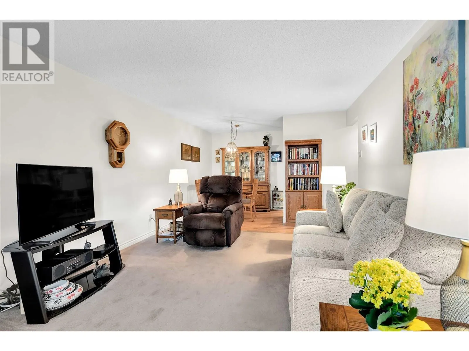 1056 Bernard Avenue Unit# 112