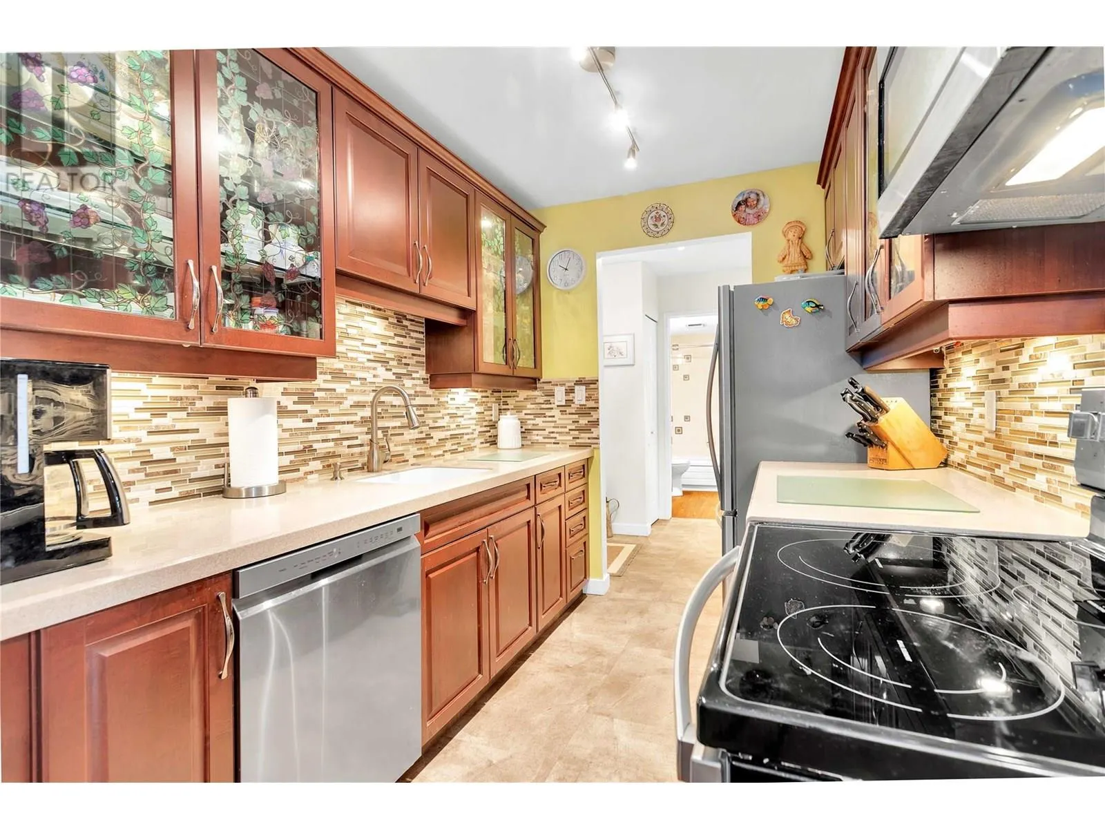 1056 Bernard Avenue Unit# 112