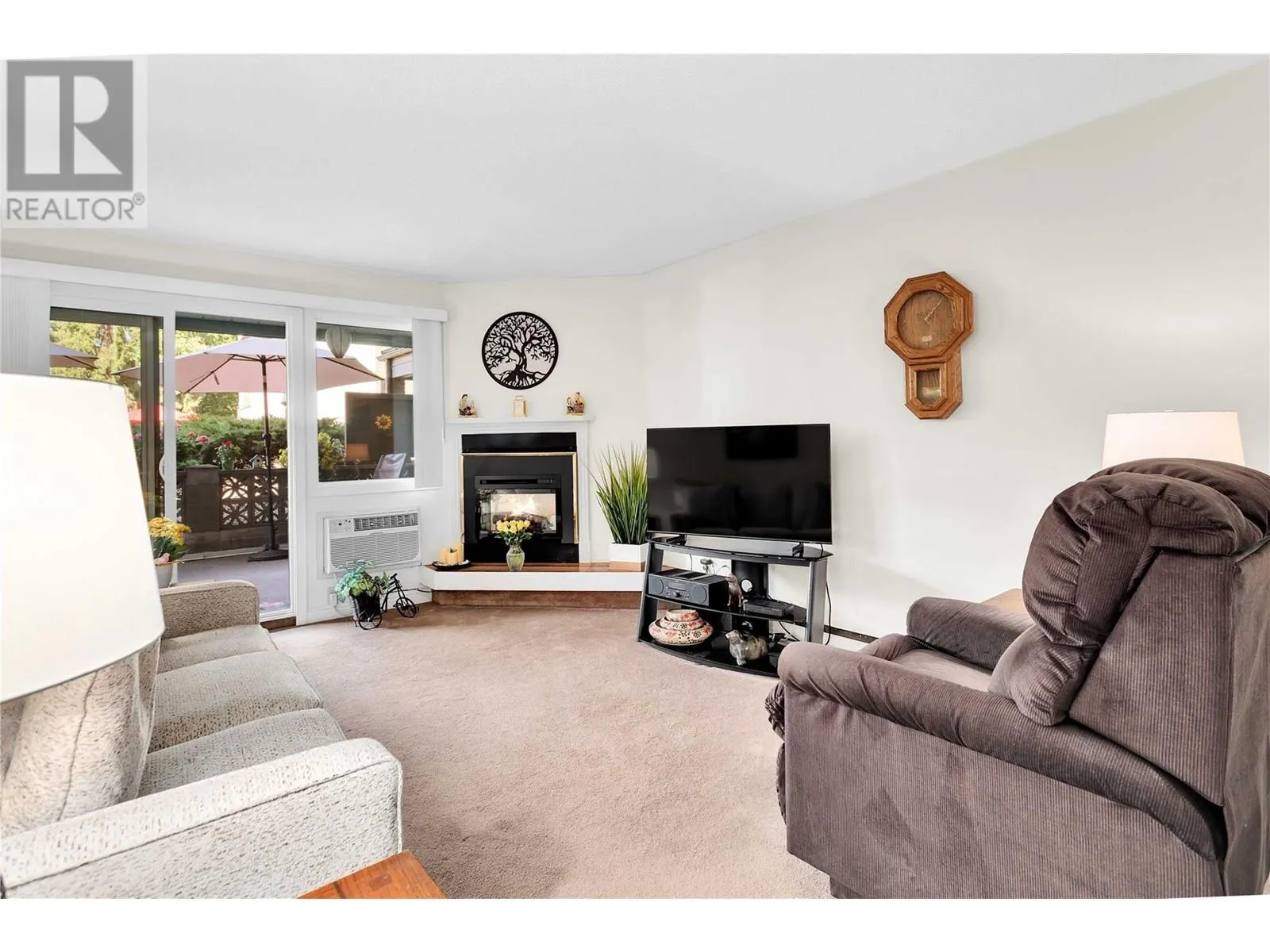 1056 Bernard Avenue Unit# 112