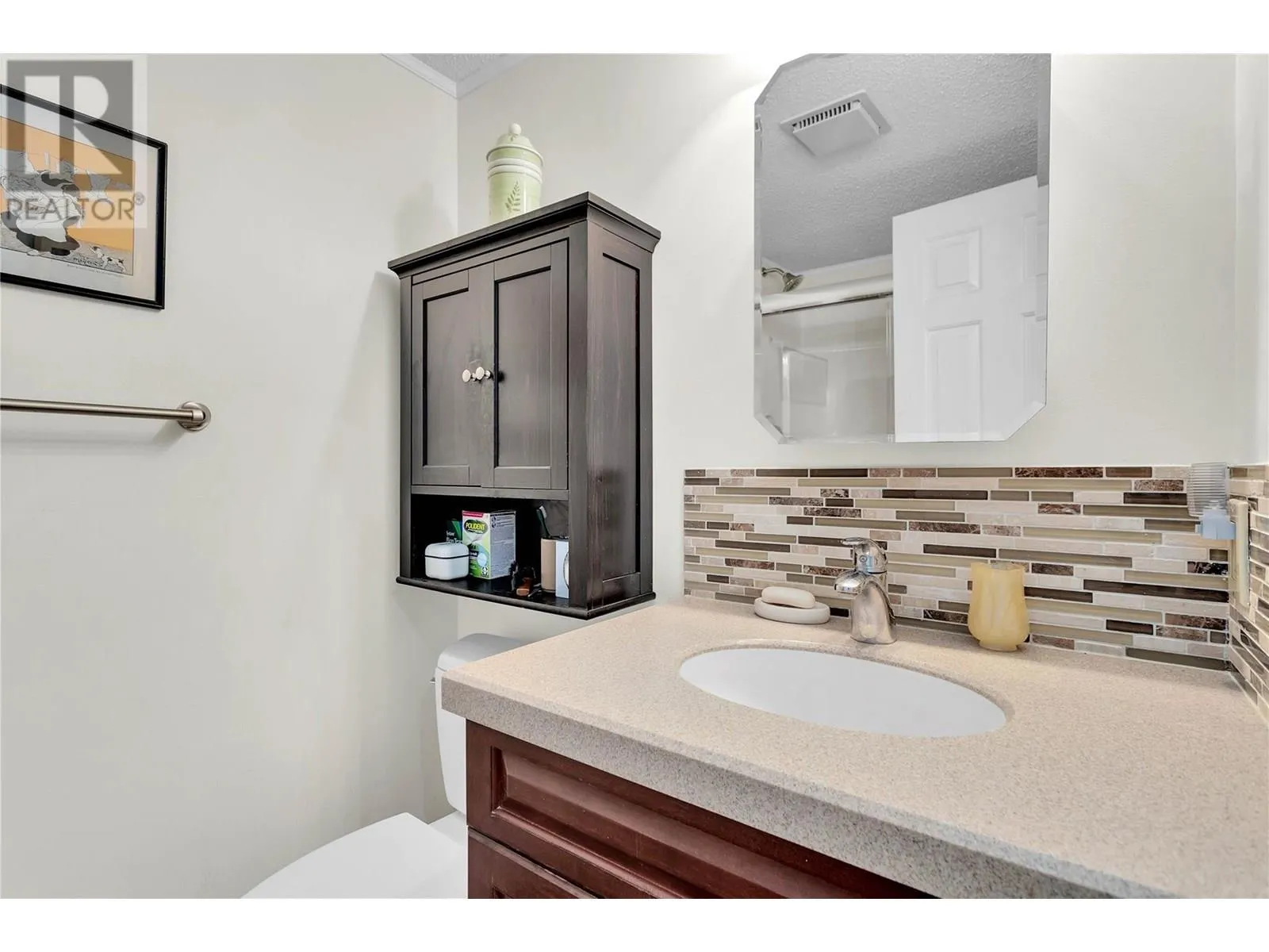 1056 Bernard Avenue Unit# 112