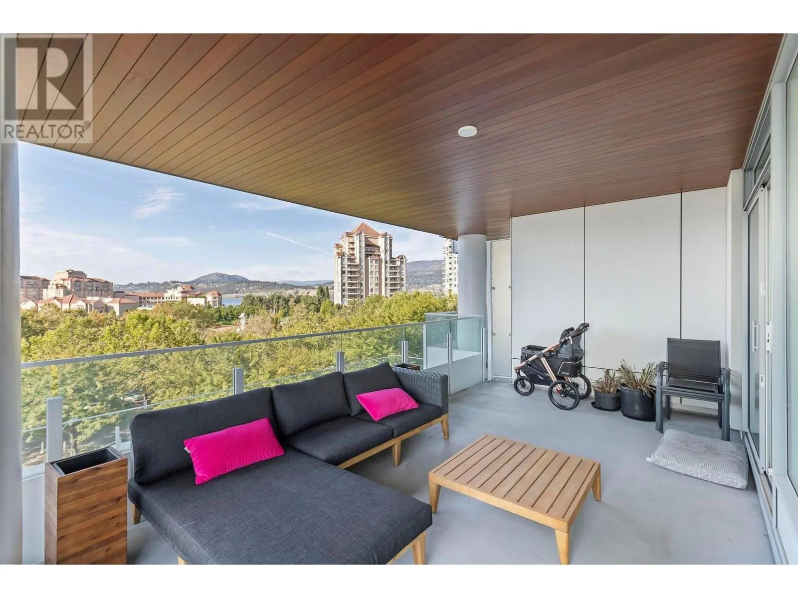 1181 Sunset Drive Unit# 501