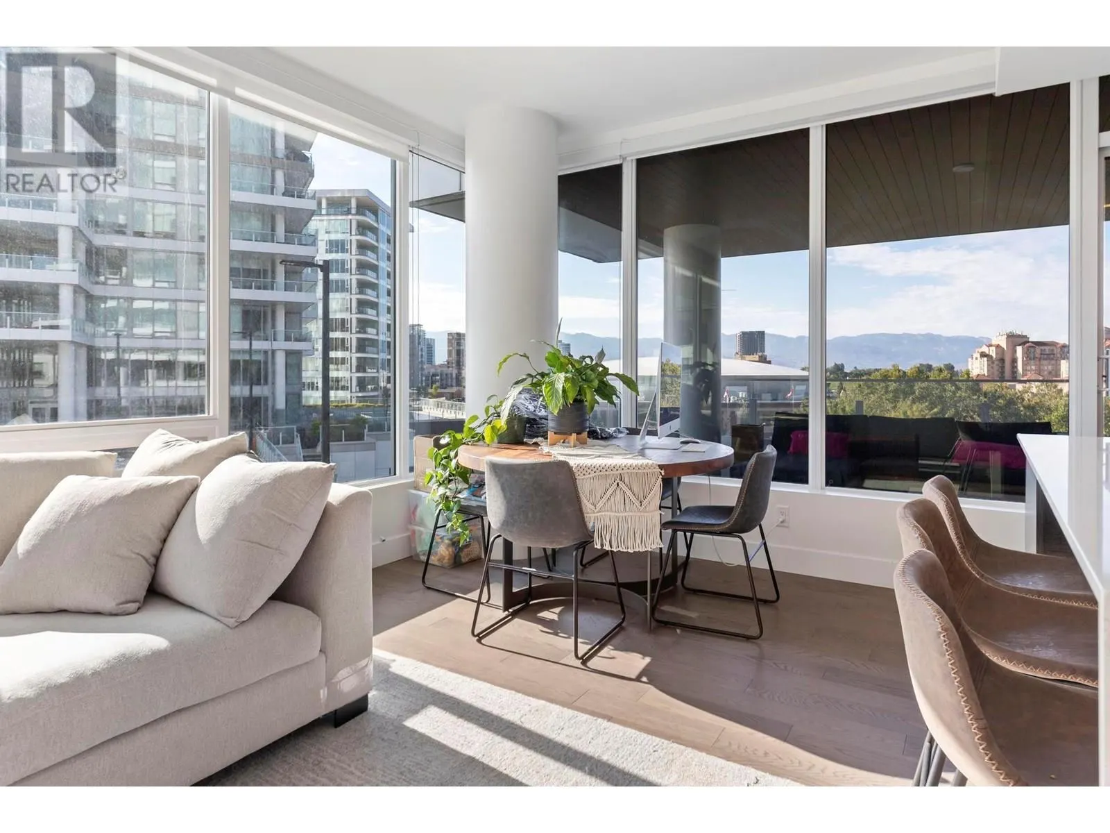 1181 Sunset Drive Unit# 501