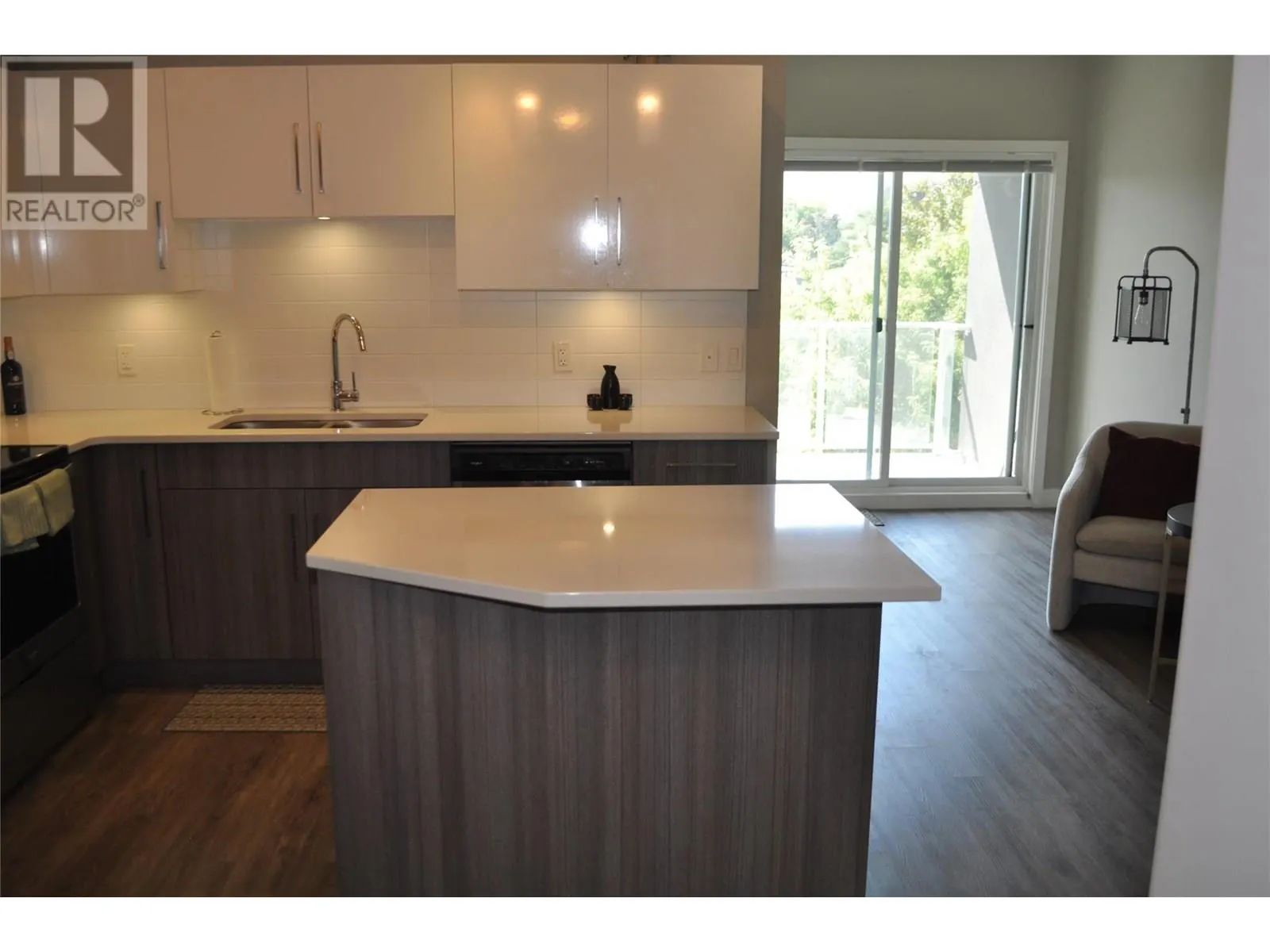 3409 28 Avenue Unit# 314