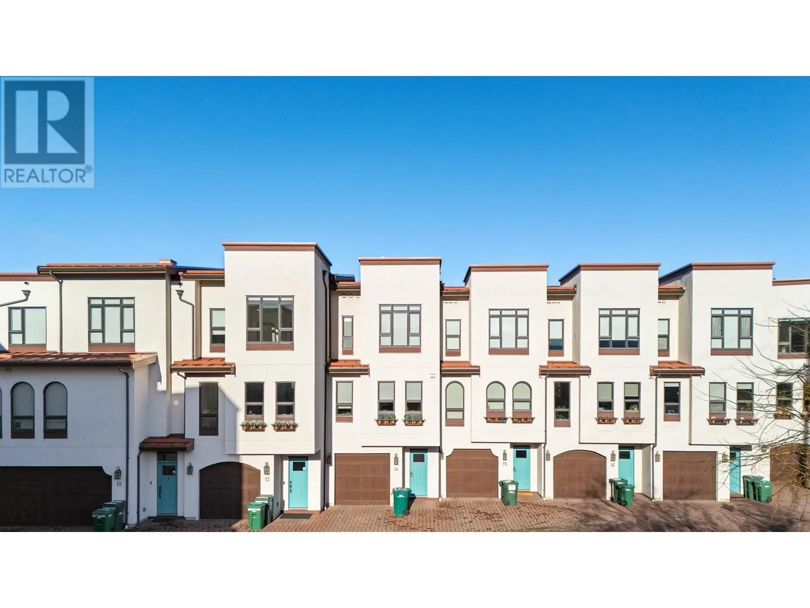 3756 Lakeshore Road Unit# 13