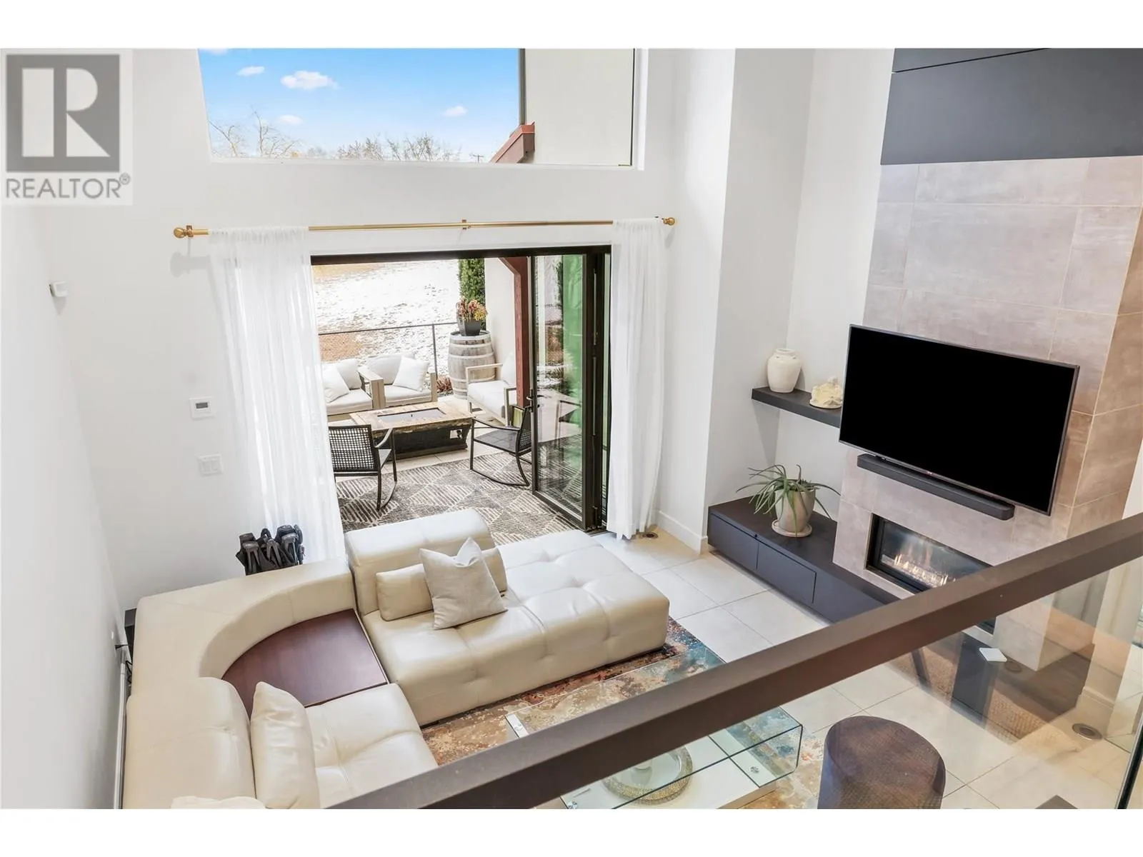 3756 Lakeshore Road Unit# 13