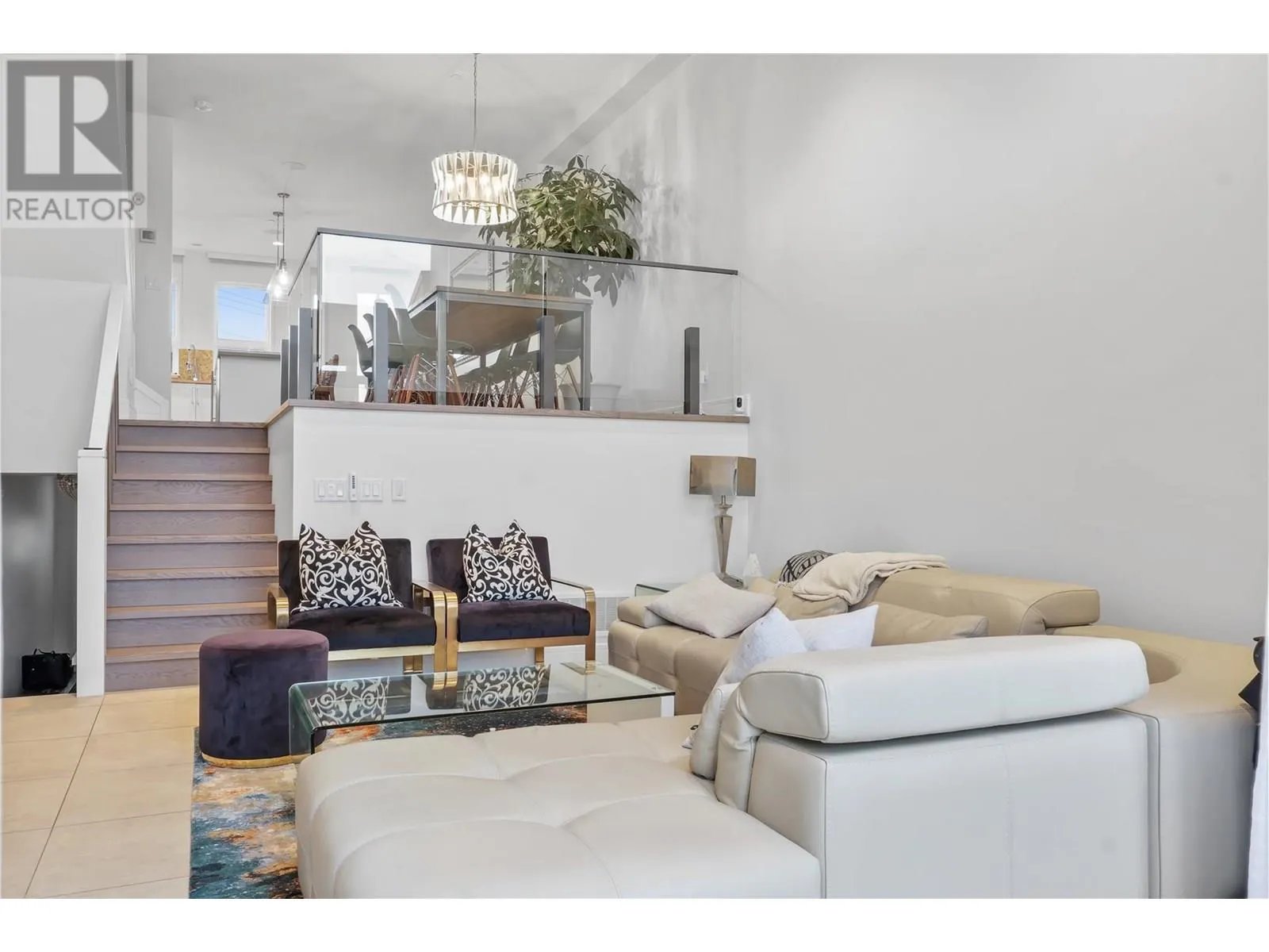 3756 Lakeshore Road Unit# 13