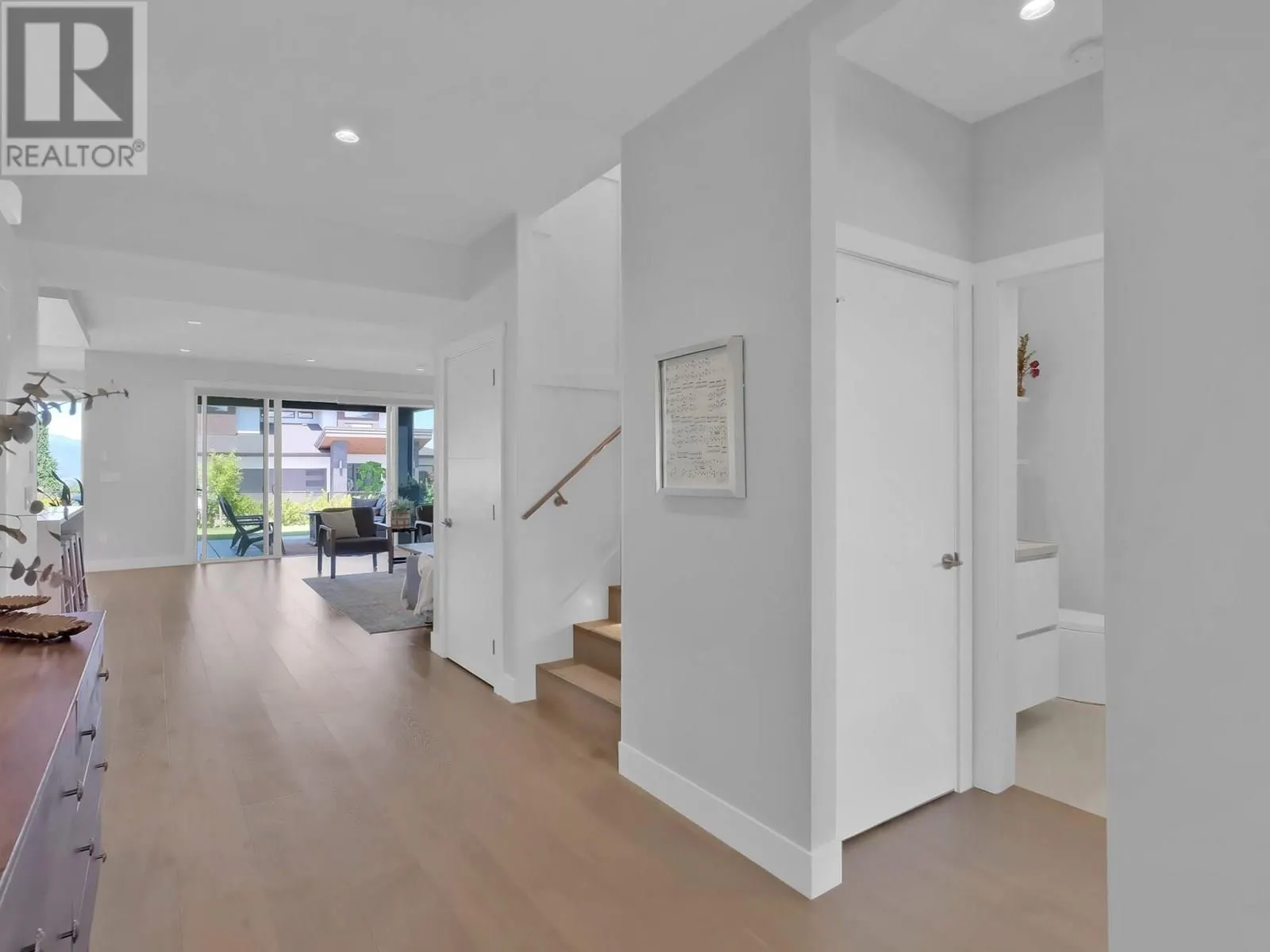 550 Barra Lane
