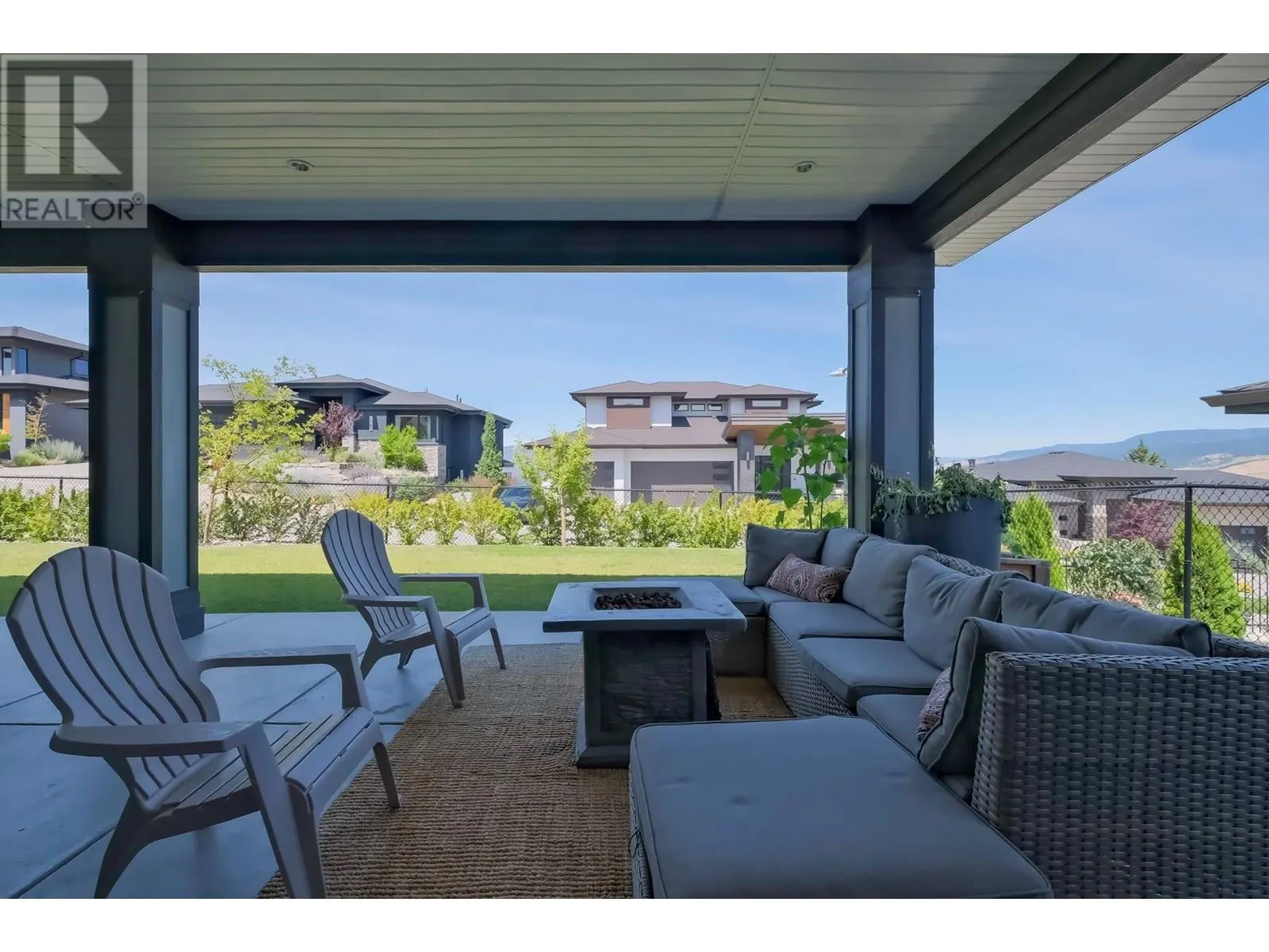 550 Barra Lane