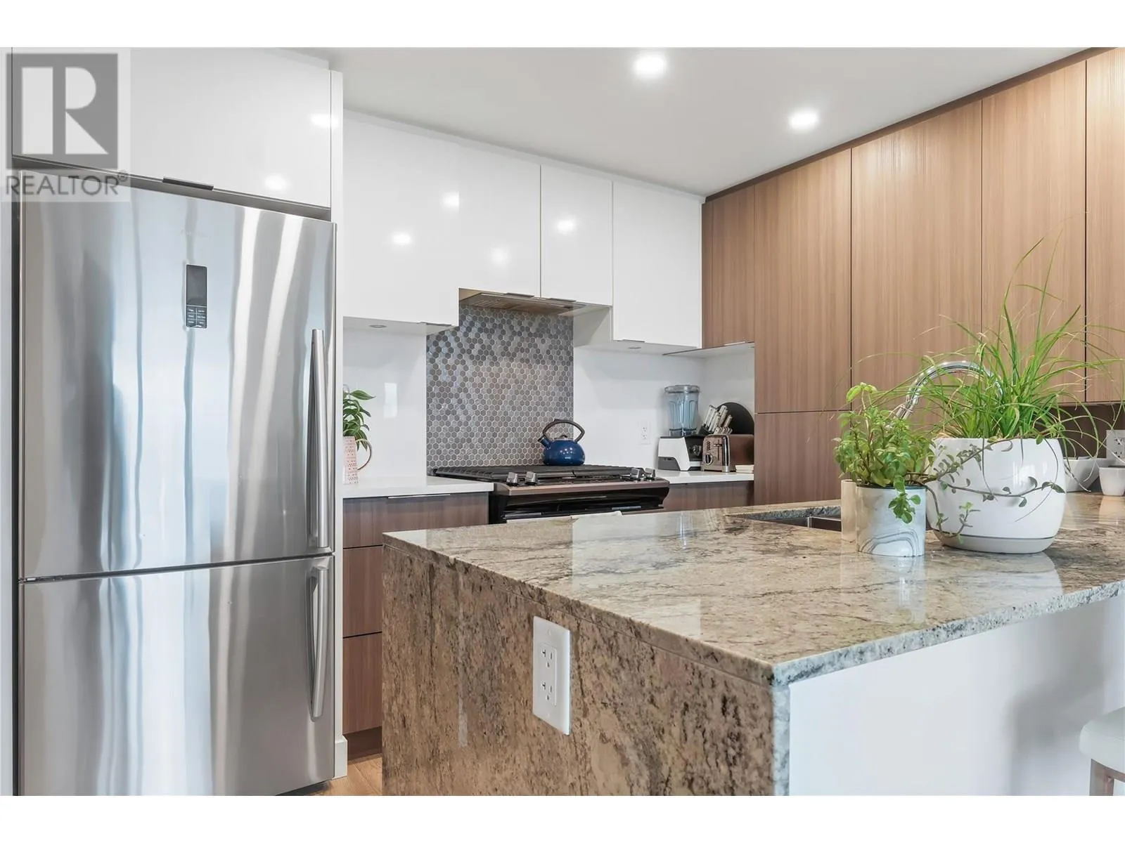 1151 Sunset Drive Unit# 1106