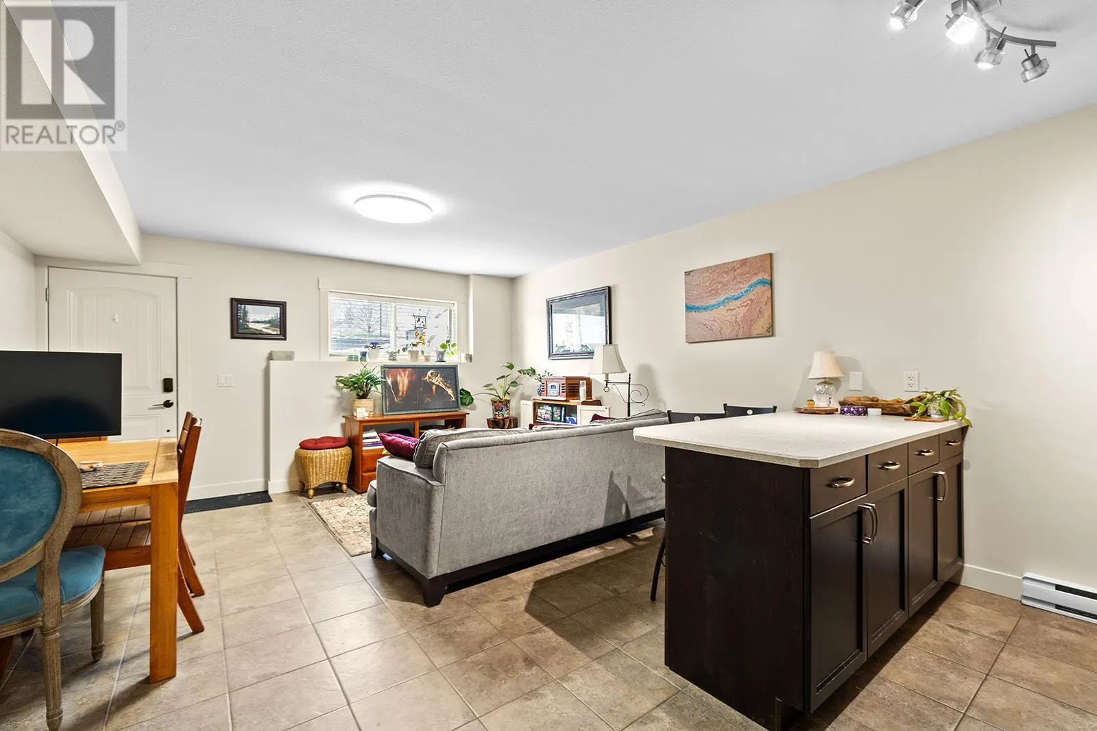 1326 Tanemura Crescent