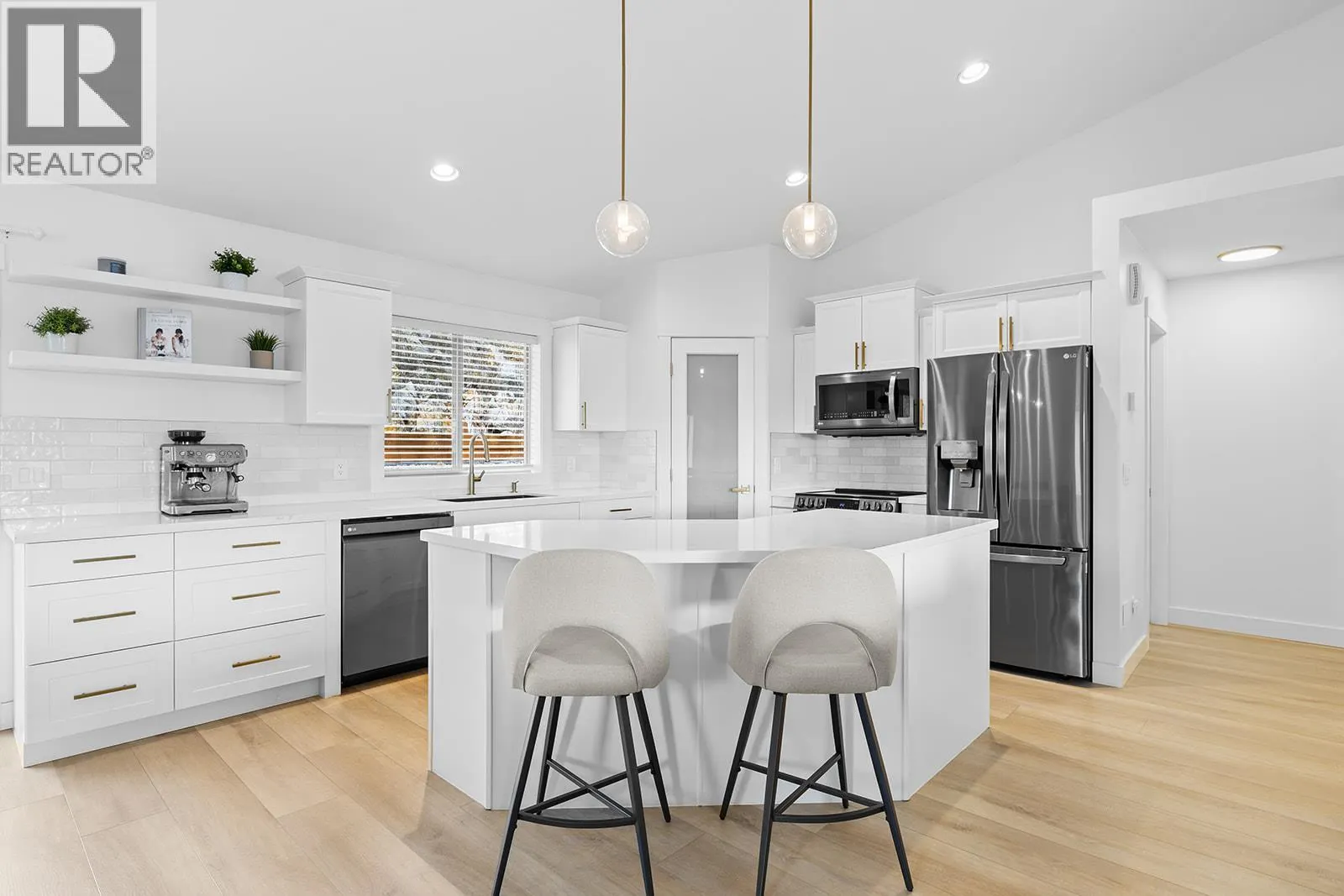 1326 Tanemura Crescent