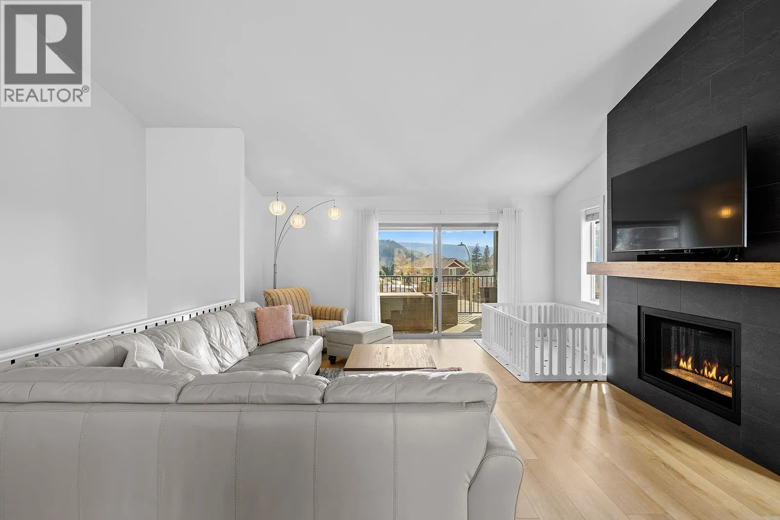 1326 Tanemura Crescent