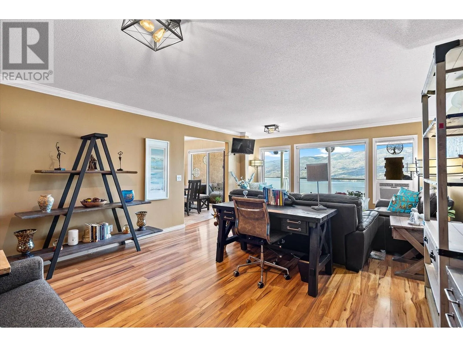 4630A Ponderosa Drive Unit# 102