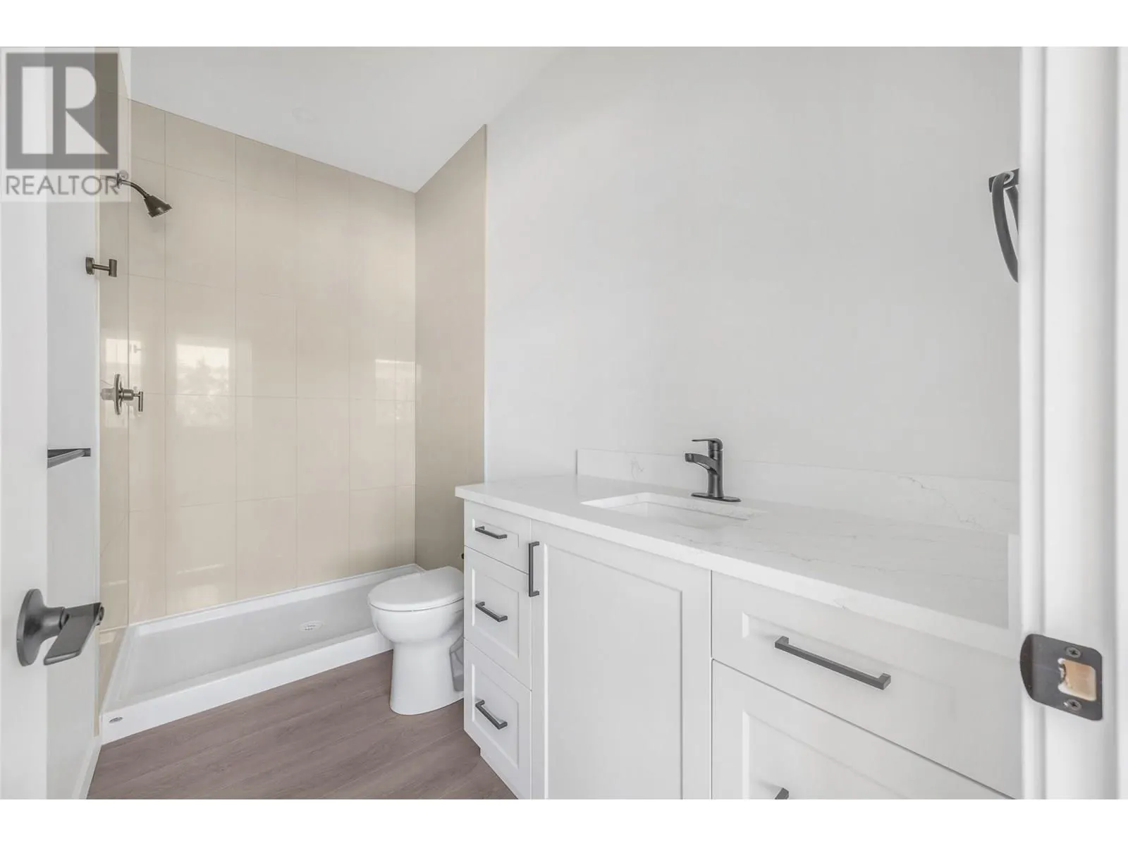 5661 Okanagan Landing Road Unit# 5 Lot# SL1