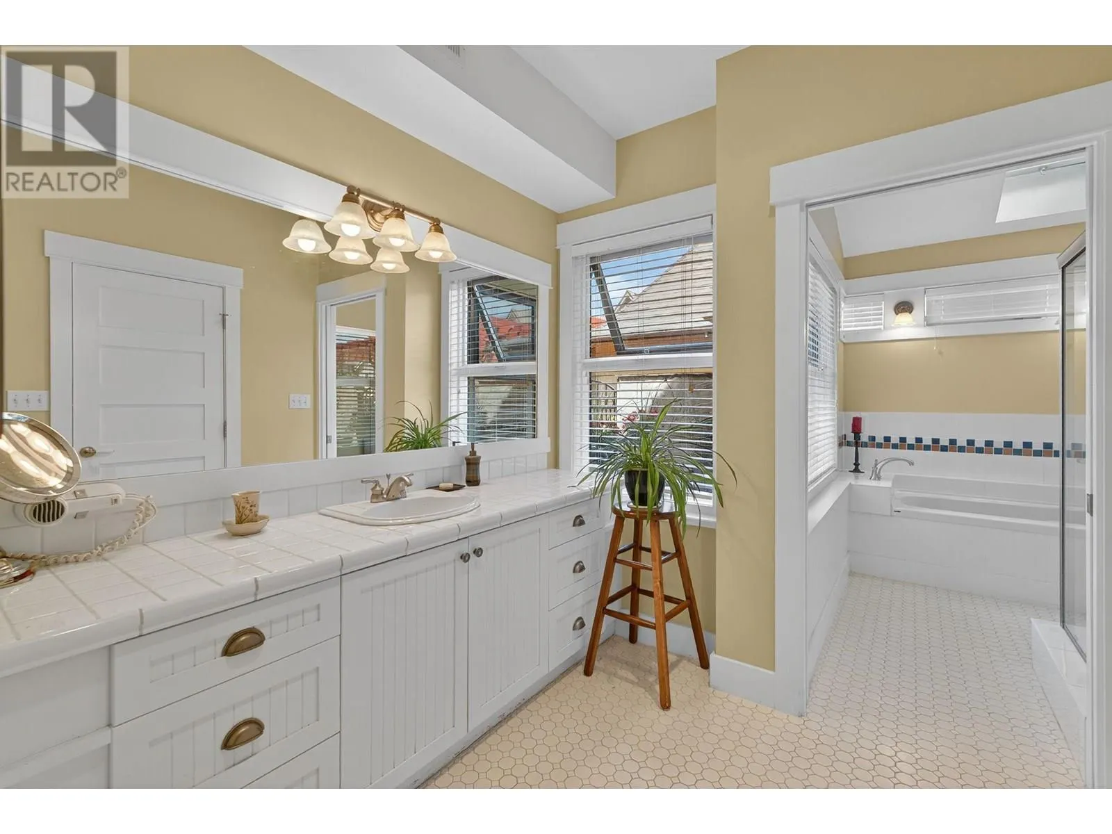 3880 Truswell Road Unit# 524