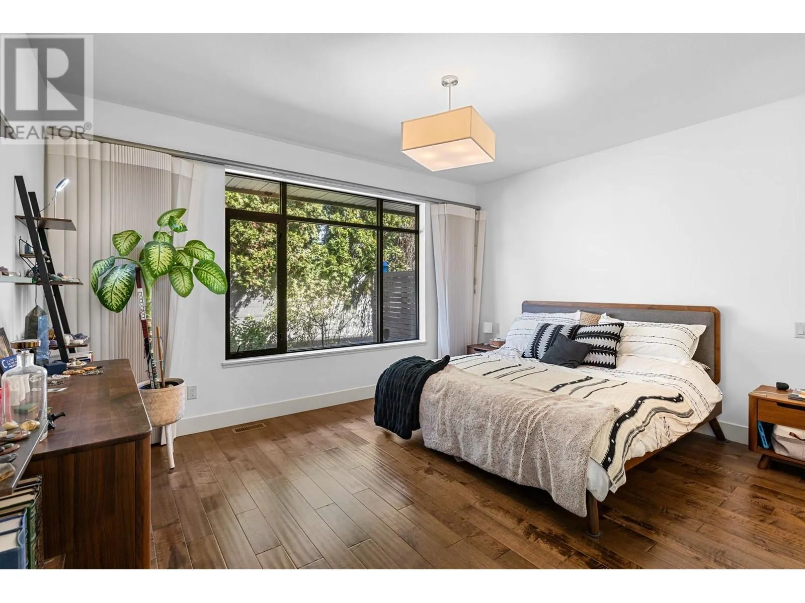 570 Sarsons Road Unit# 18