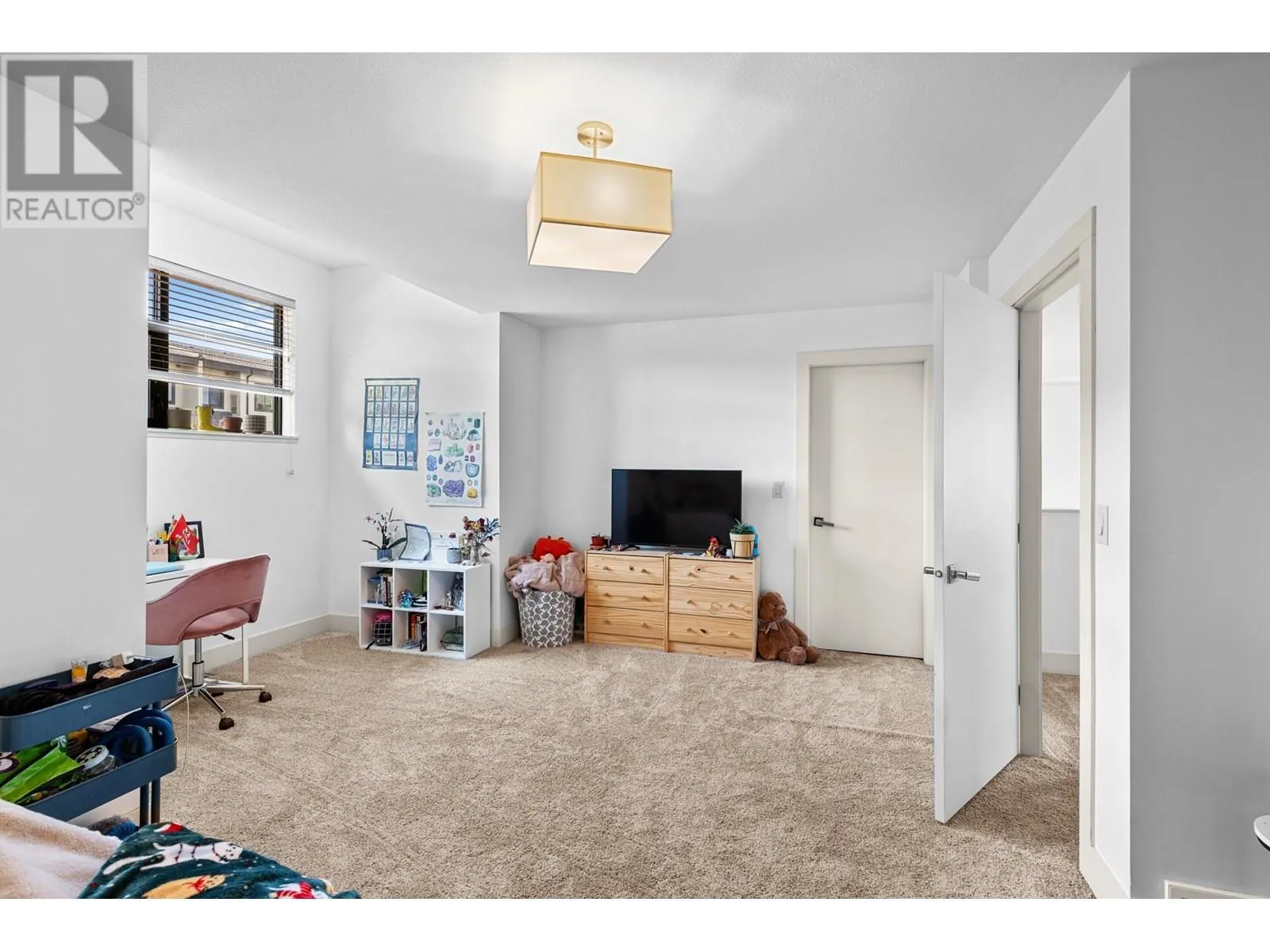 570 Sarsons Road Unit# 18