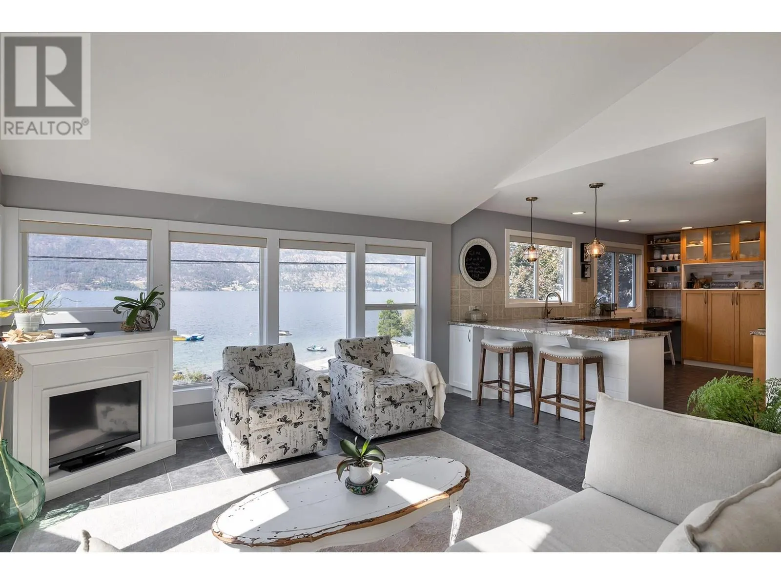 10837 Okanagan Centre Road W