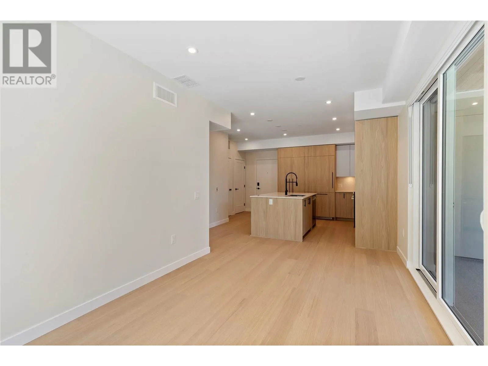 9654 Benchland Drive Unit# 501