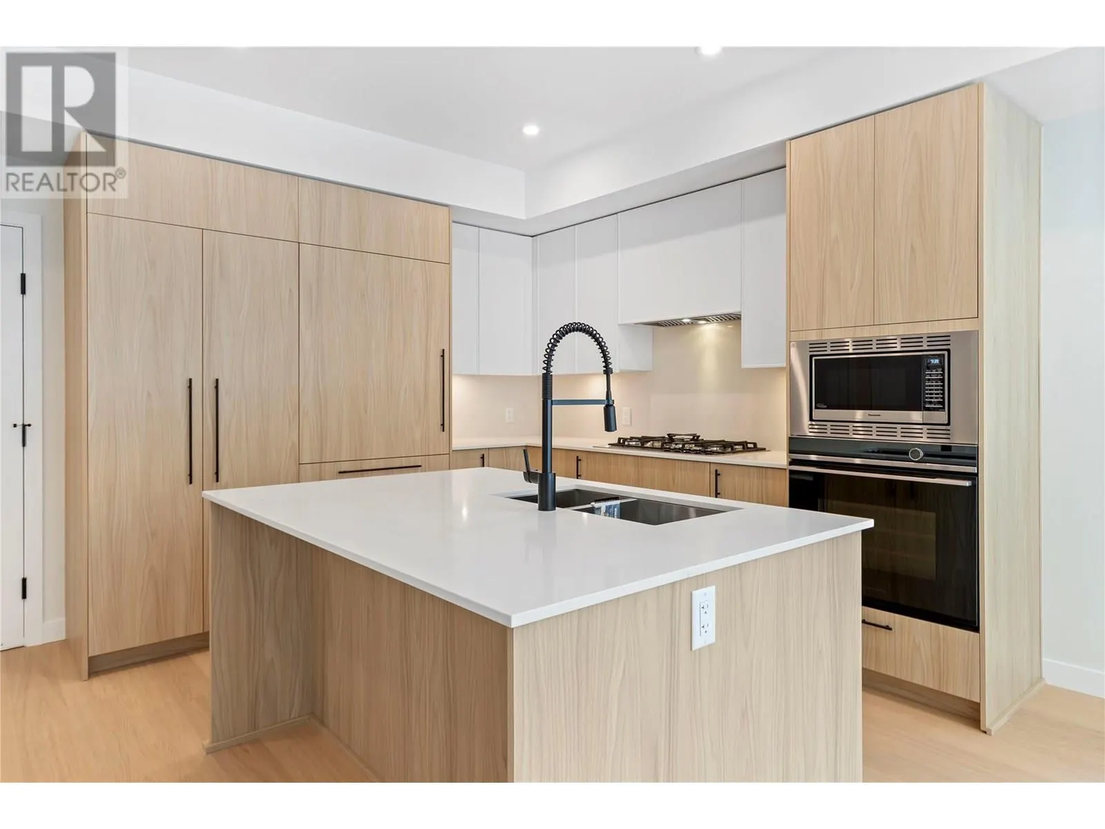 9654 Benchland Drive Unit# 501