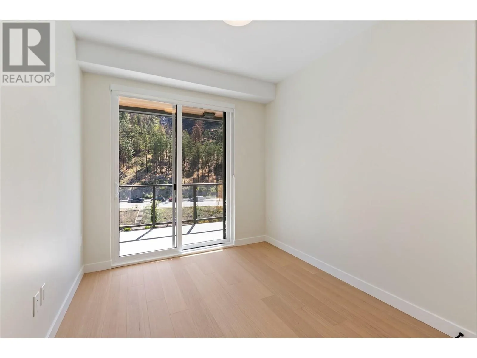 9654 Benchland Drive Unit# 501