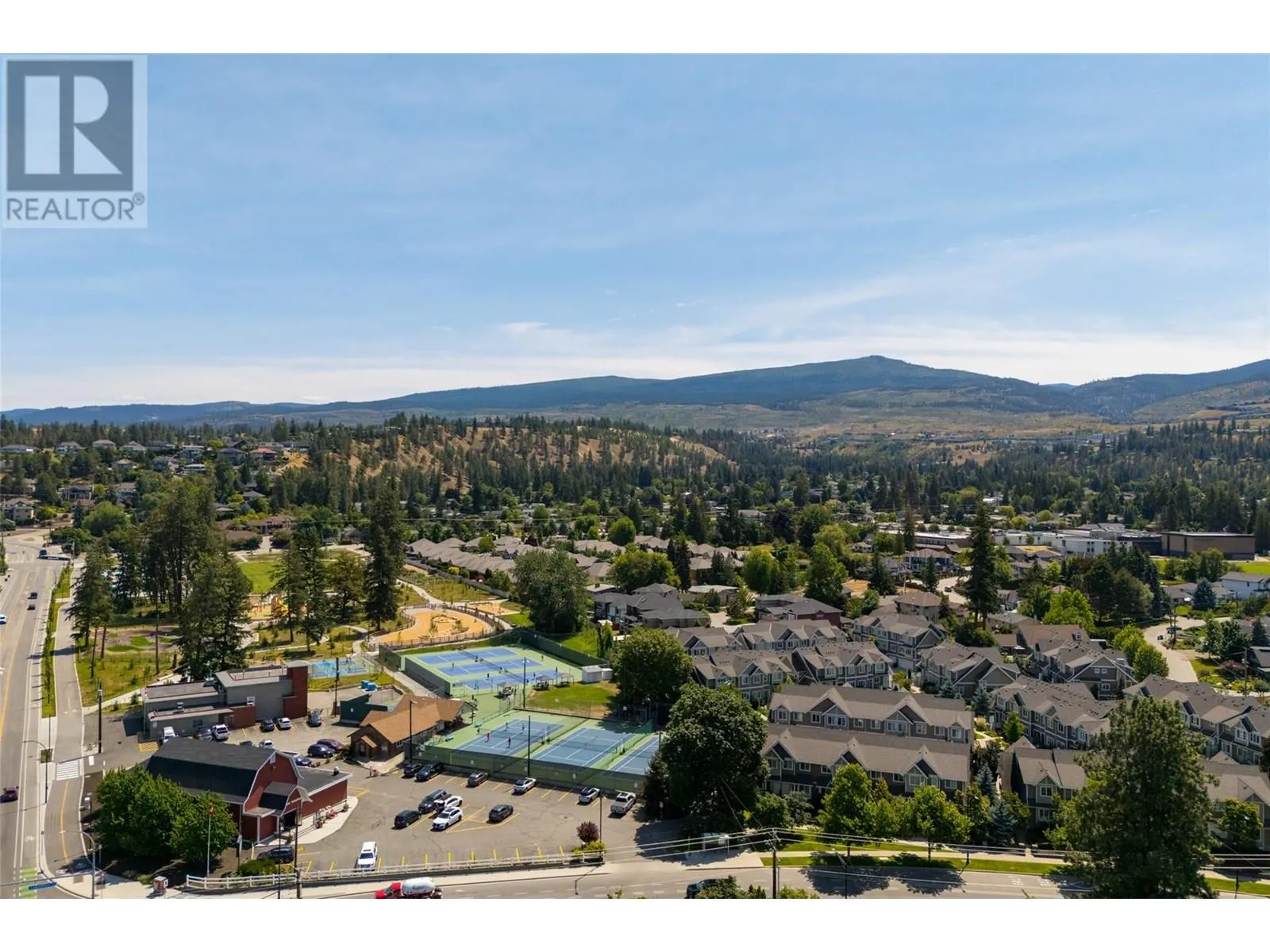 600 SHERWOOD Road Unit# 21